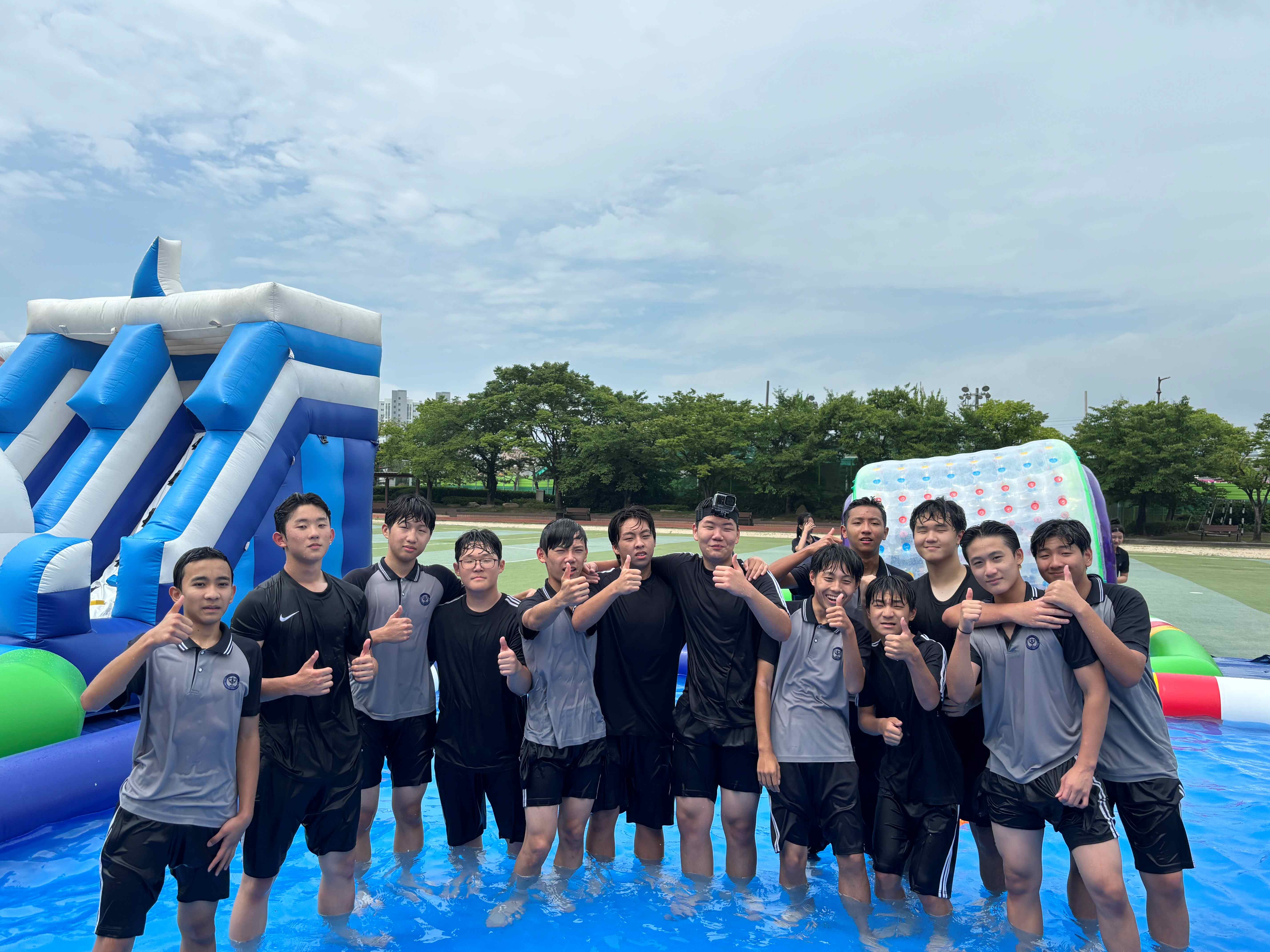 창원대산중학교, 더위 속 시원한 물놀이 한마당 개최  - 관련이미지3