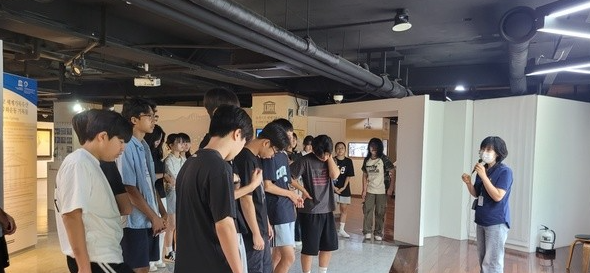 "개운중 3학년이 서쪽으로 간 까닭은?" - 관련이미지2