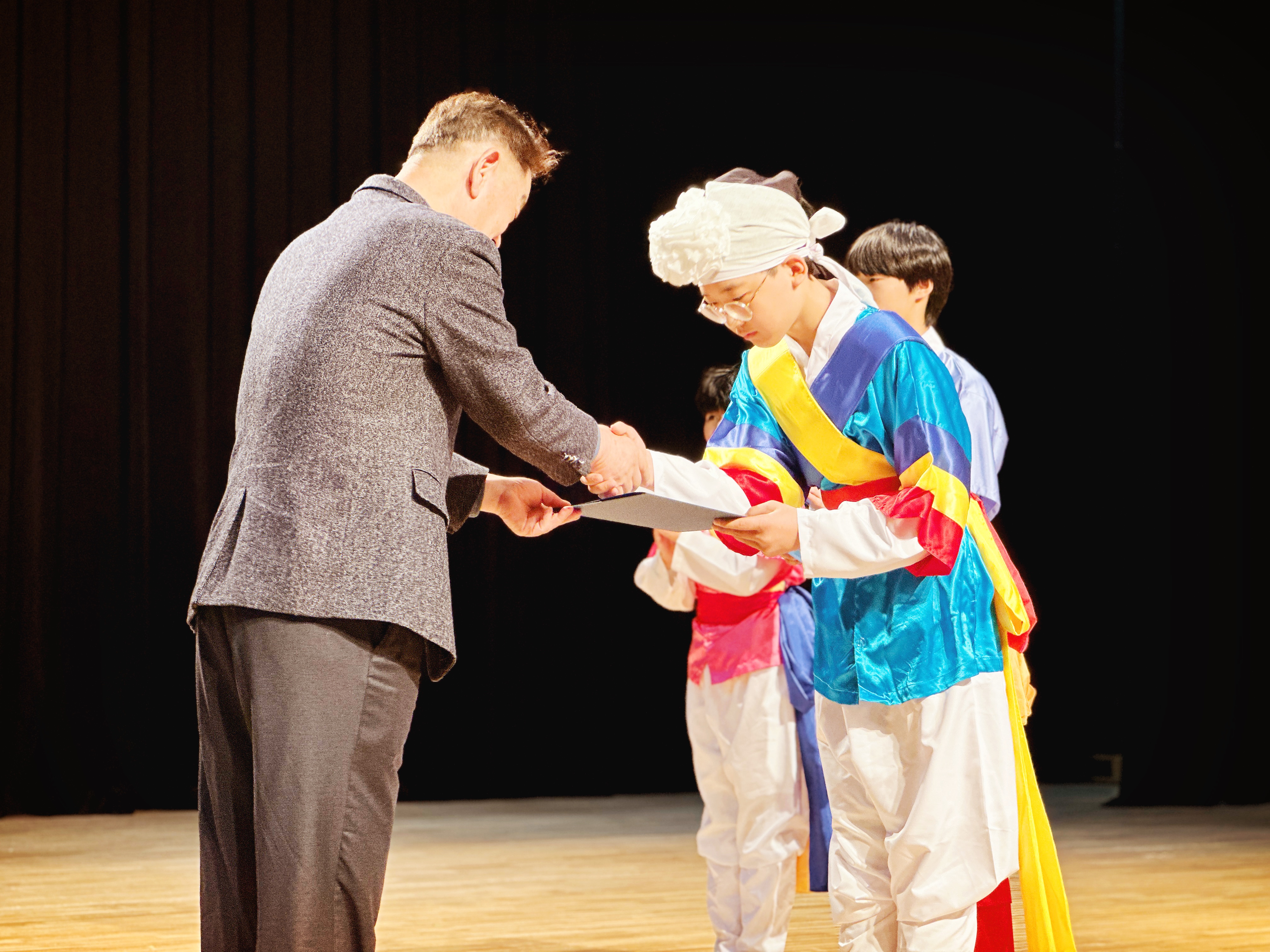 궁항초, 작은 학교의 큰 울림이 무대를 가득 채우다! - 관련이미지3
