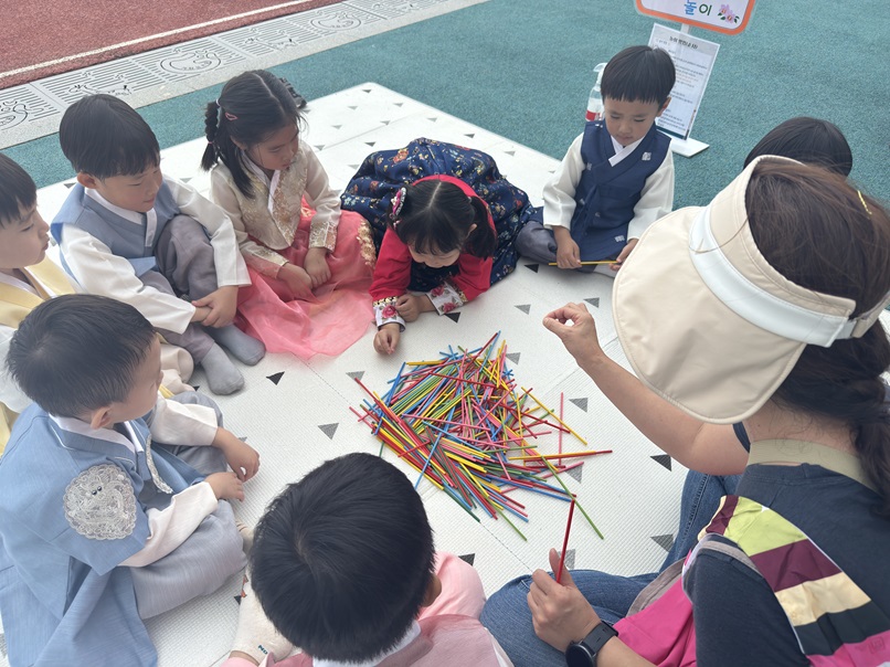 거창유치원, 추석맞이 전통문화체험의 날 운영 - 관련이미지3