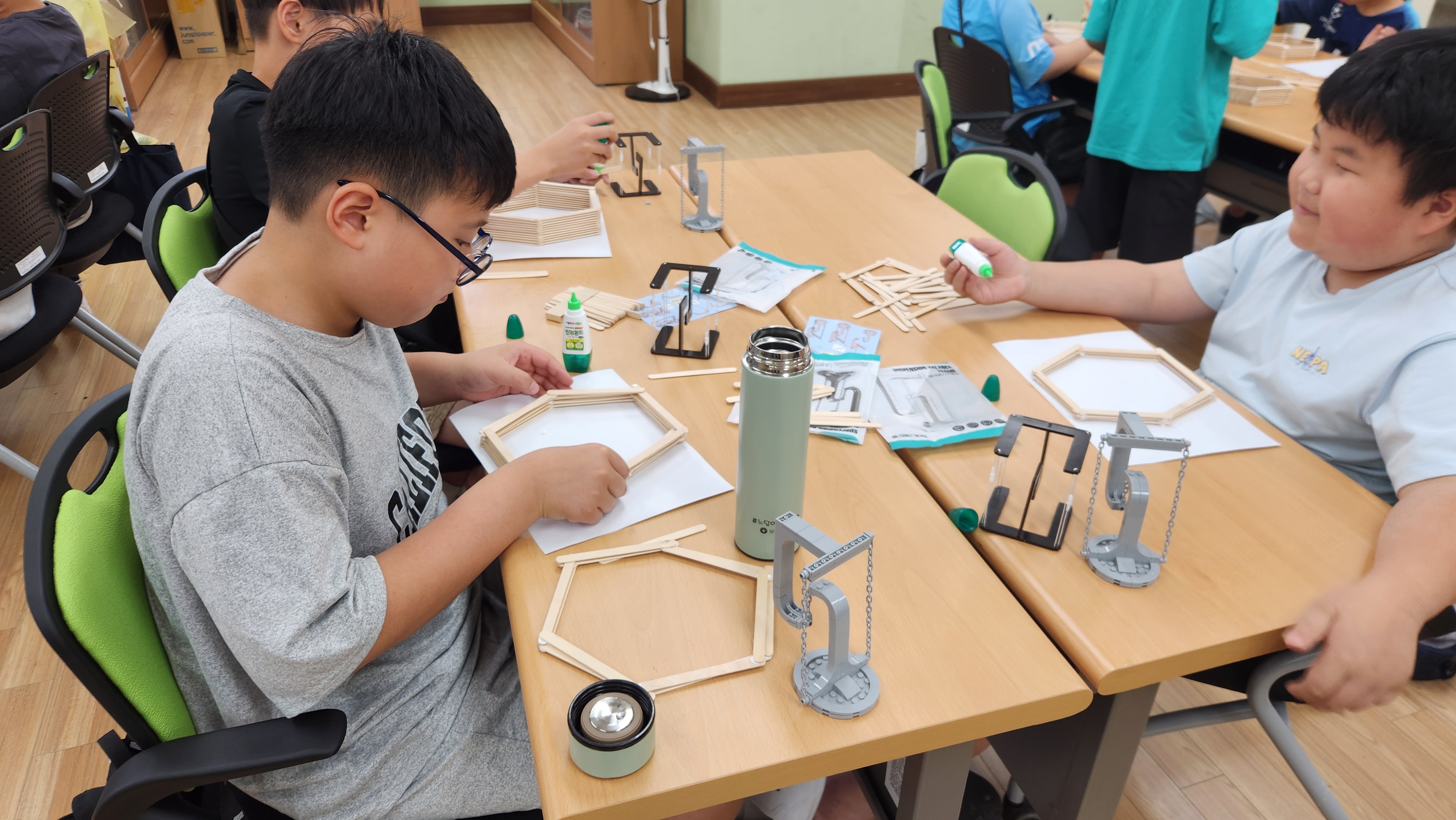 합천교육지원청, '웹툰 제작부터 드론 코딩까지, 미래 인재 키우는 특별한 5일간' - 관련이미지3