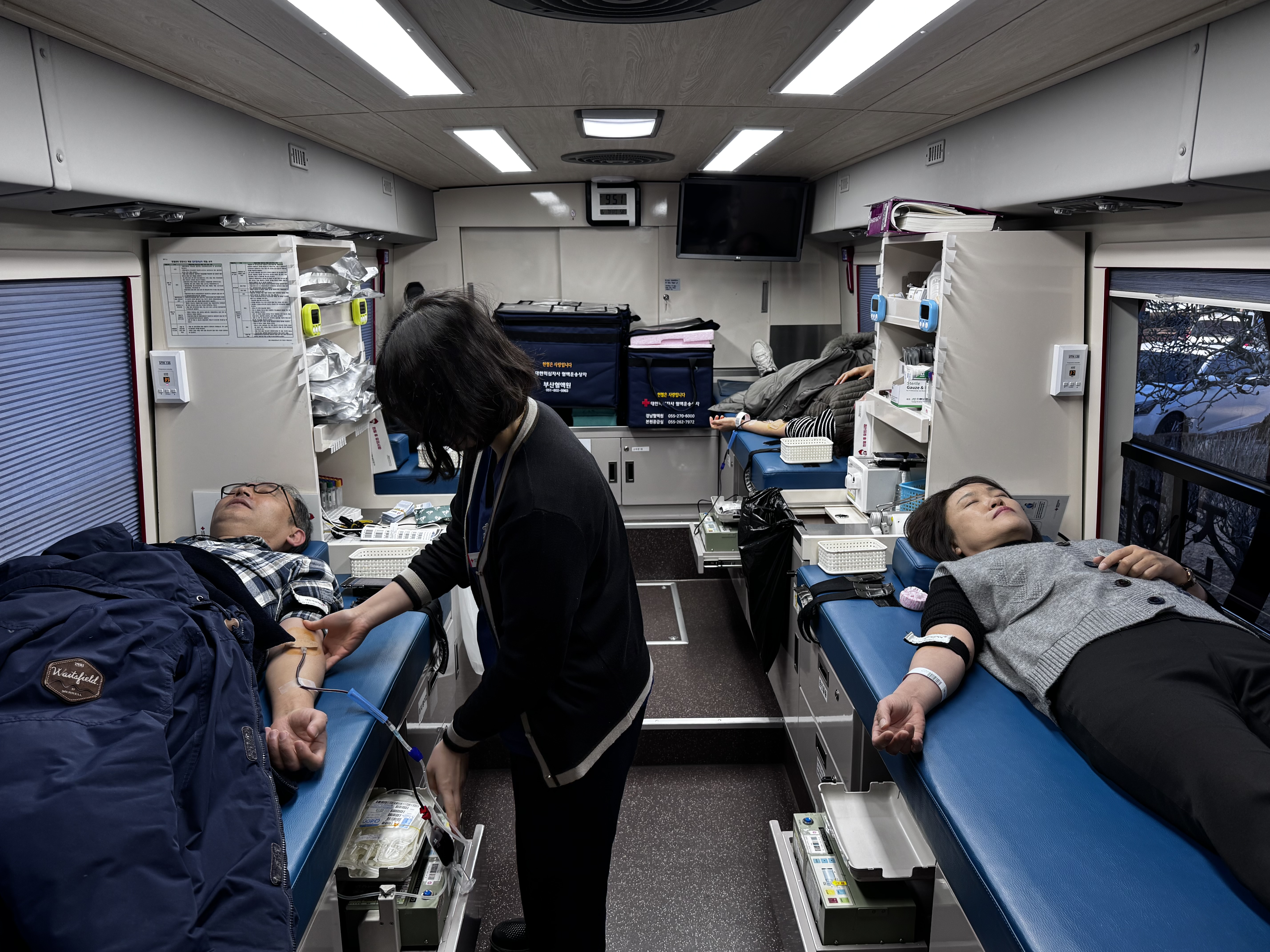 창녕교육지원청, 생명나눔 청렴 헌혈운동 동참 - 관련이미지2