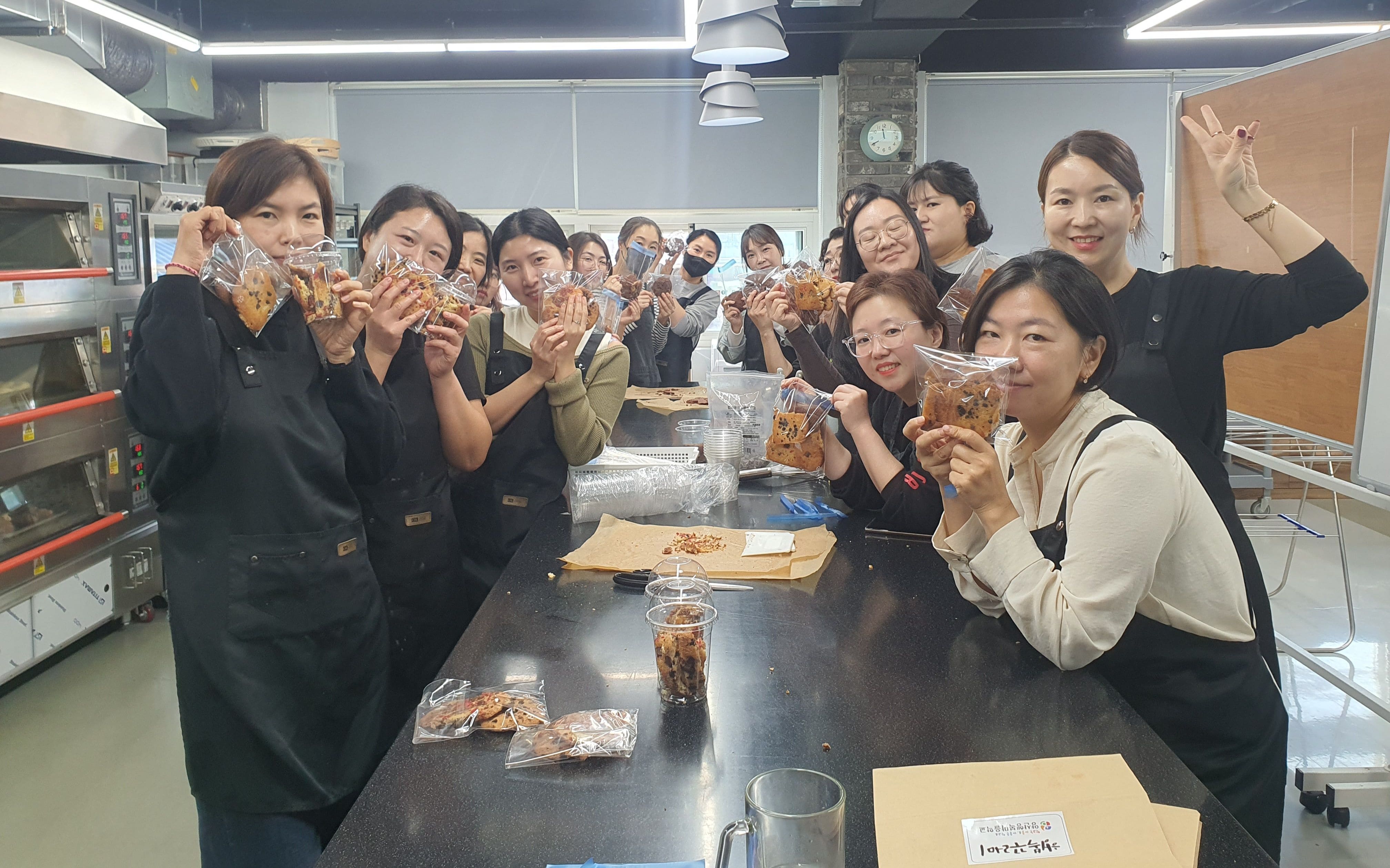 신기초, 「학부모 쉼표」 연수 “잠시 멈춰, 나를 돌아보는 시간” - 관련이미지1