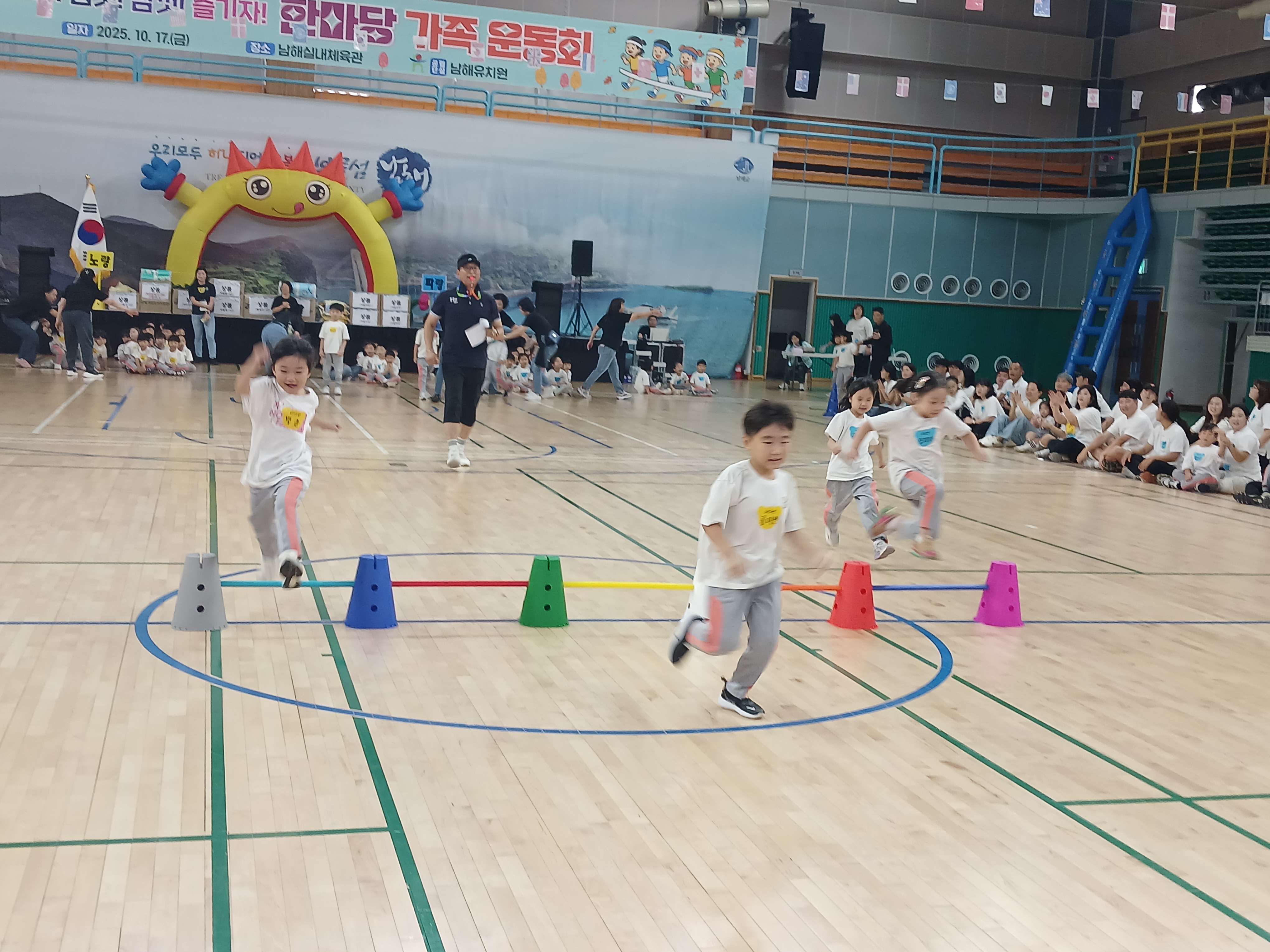 2025. 힘껏! 맘껏! 즐기자! 한마당 가족운동회 실시 - 관련이미지3