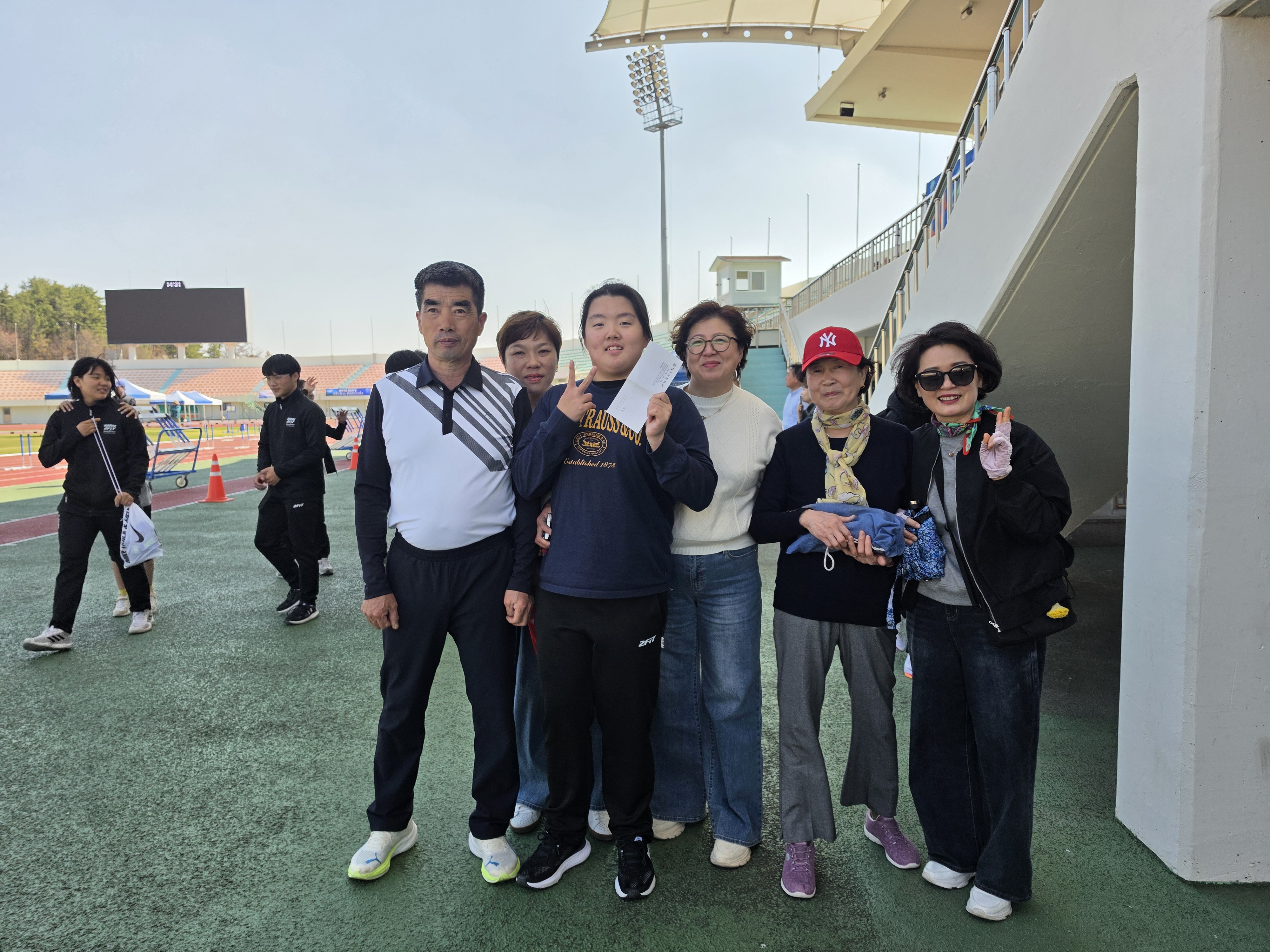 미조초 이선유, 제55회 전국소년체육대회  포환던지기 경남대표 선발 및  익산 보석배 전국육상대회 은메달 획득 쾌거! - 관련이미지1