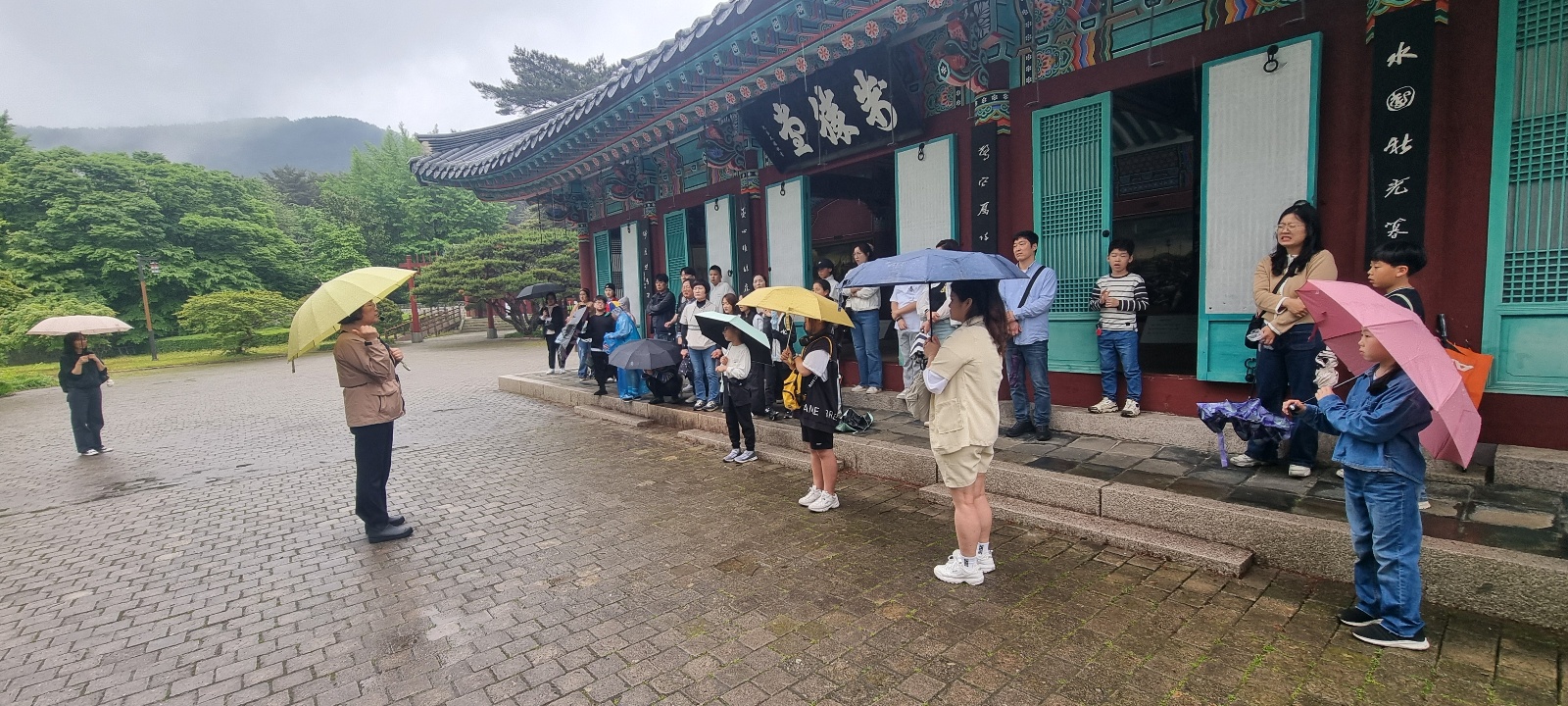 칠곡초, 자녀와 함께하는 학부모 문화예술기행 실시 - 관련이미지3