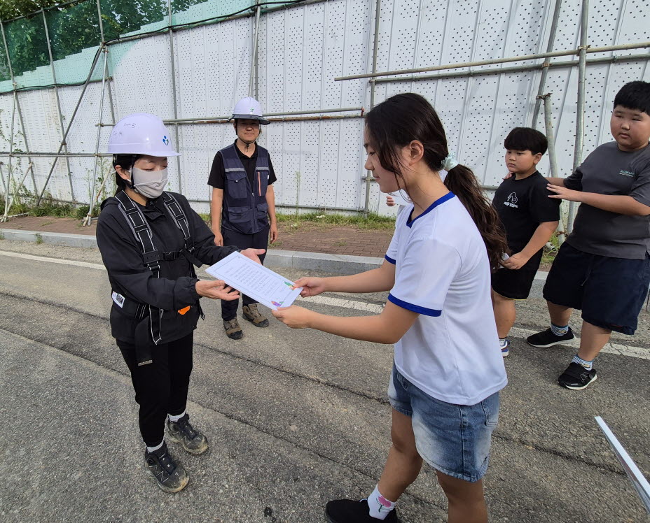 김해동광초, 미래학교 공간재구조화 사업 연계 행사 운영 - 관련이미지2