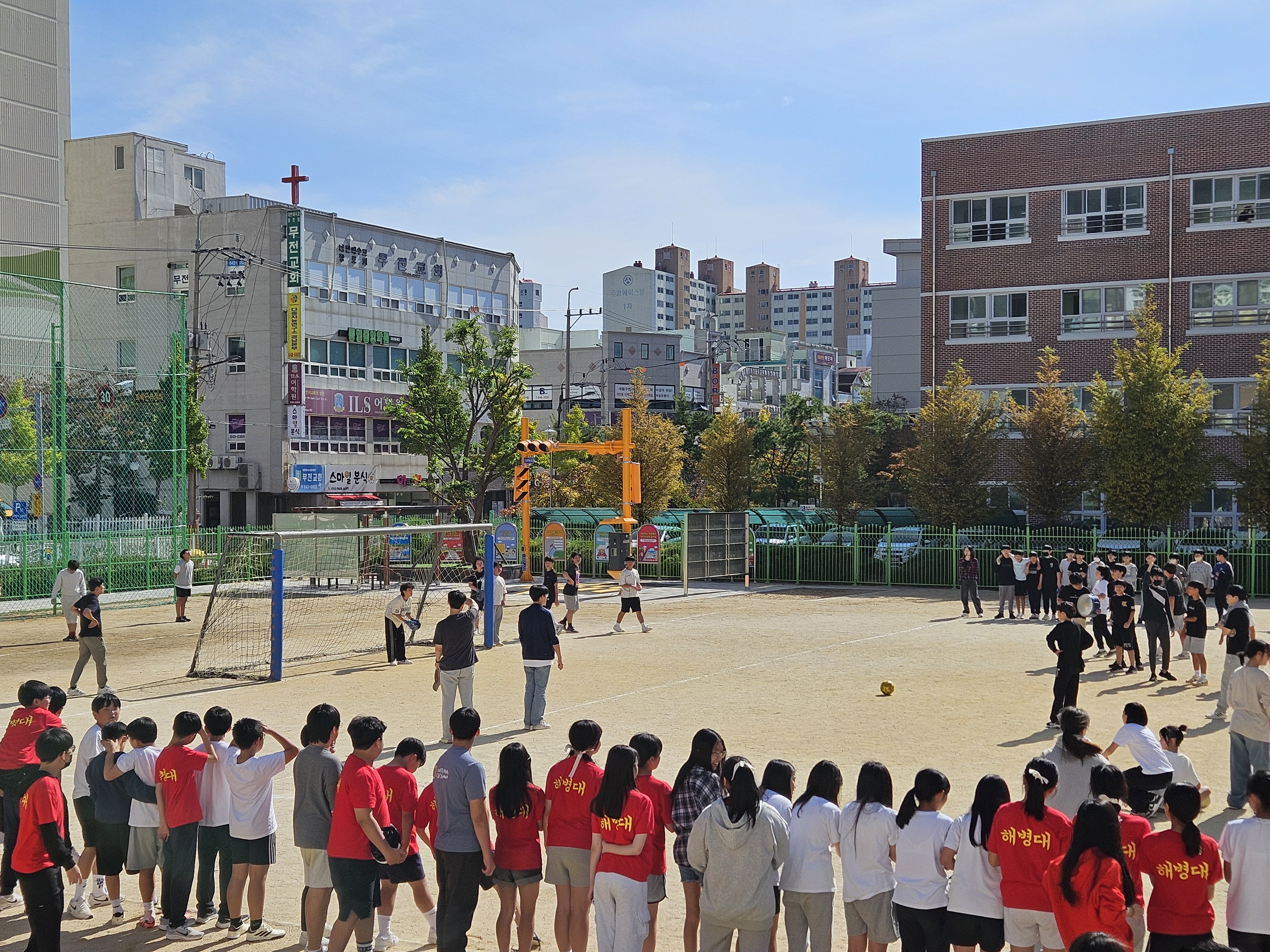 통영초, 학교체육활성화 방안 추진 우수학교 교육부장관 표창 및 경상남도체육상 수상 - 관련이미지2