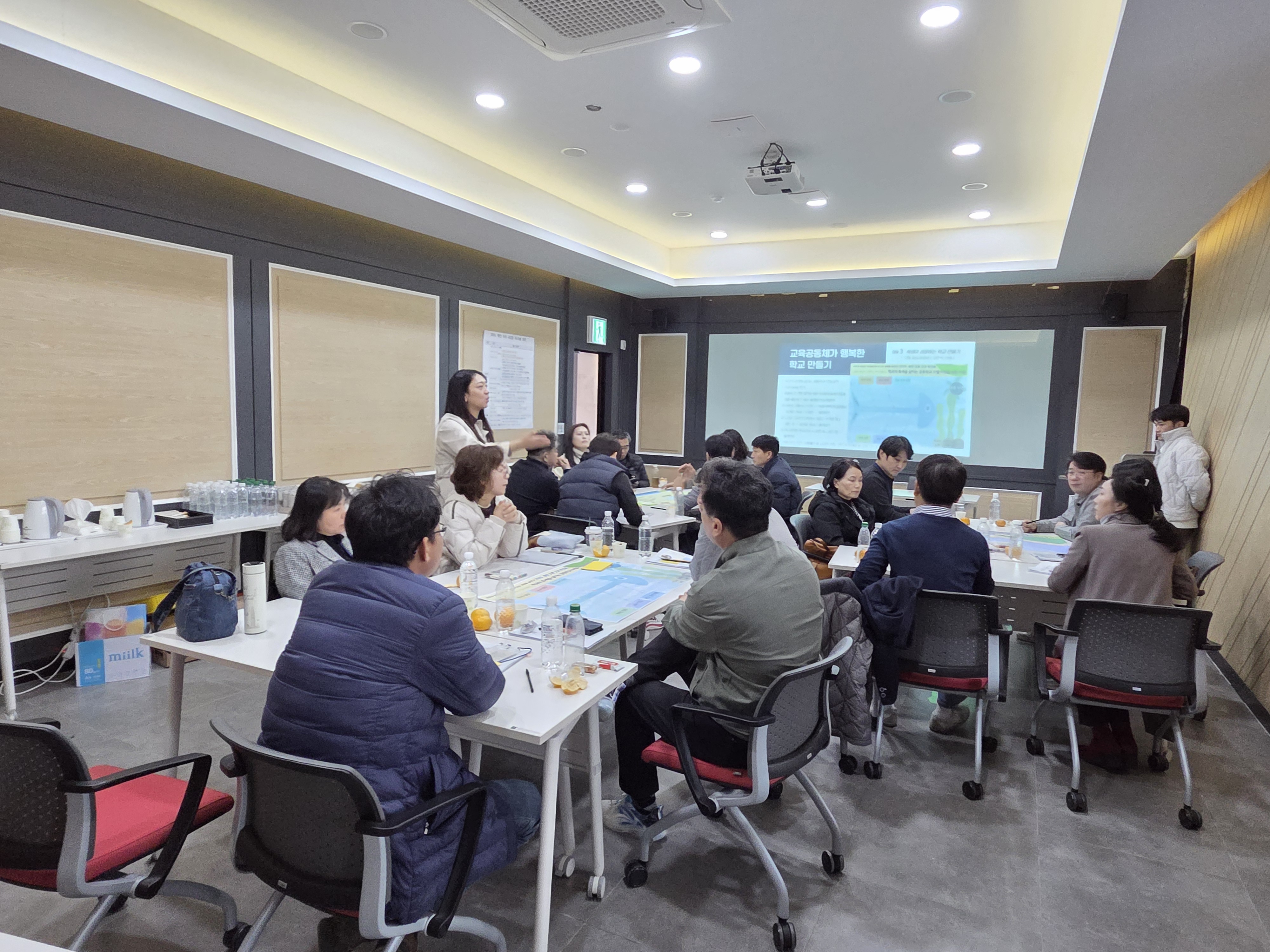 성장과 행복이 있는 학교 운영을 위한 초등교감 워크숍 개최 - 관련이미지3