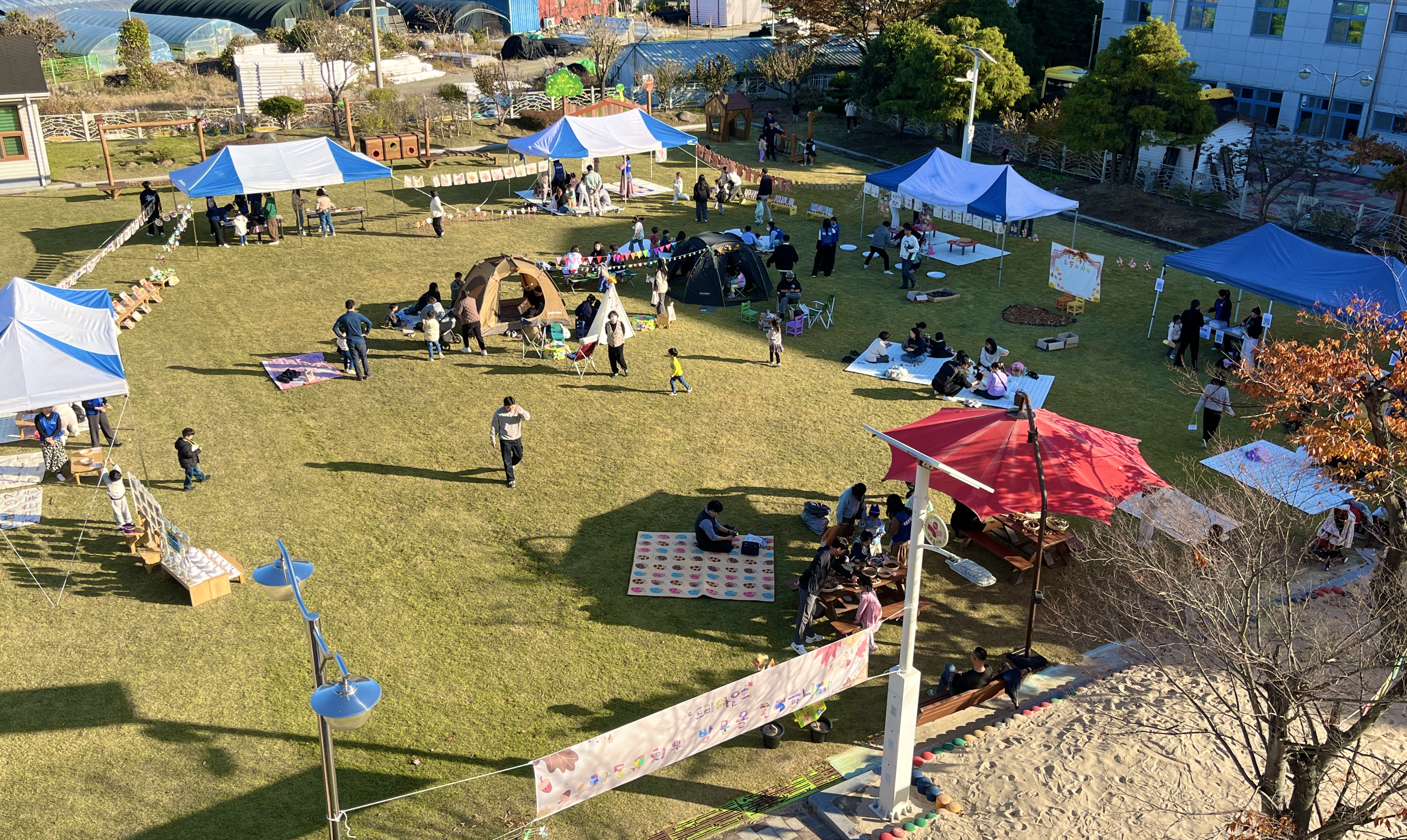 하동유치원, 책놀이로 시작된 수업 나눔의 날 실시 - 관련이미지1