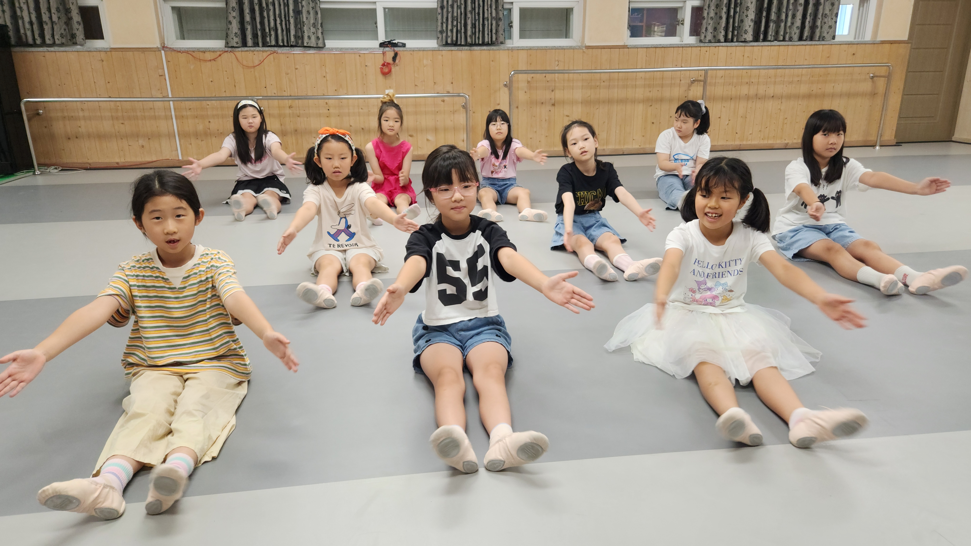 위성초 여름방학에도 ‘틈’ 없이 채우는 배움과 돌봄 - 관련이미지2
