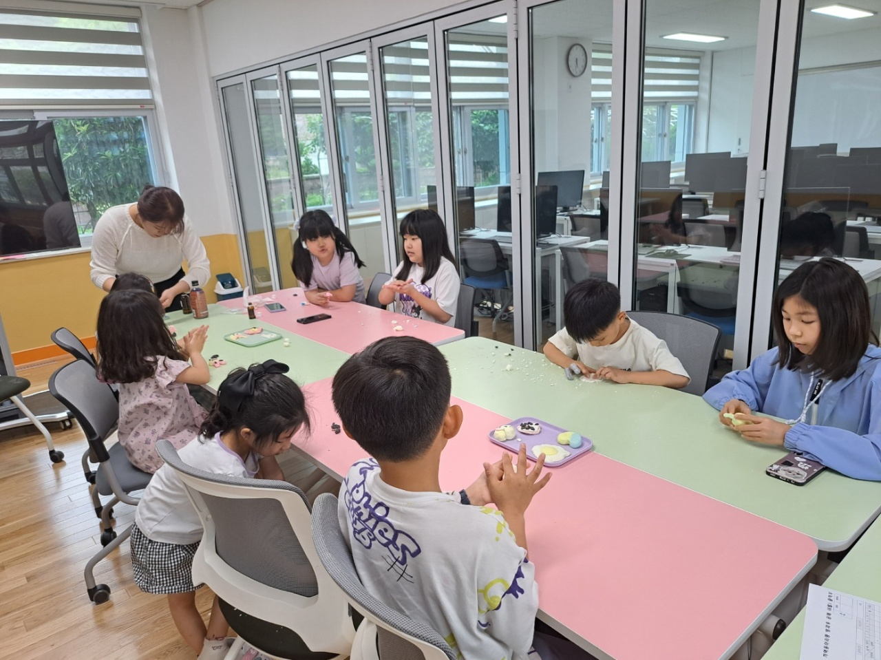 남해교육지원청, 남해 지역맞춤형 돌봄센터 '아이빛터' 지역동아리형 방과후학교 운영 - 관련이미지2