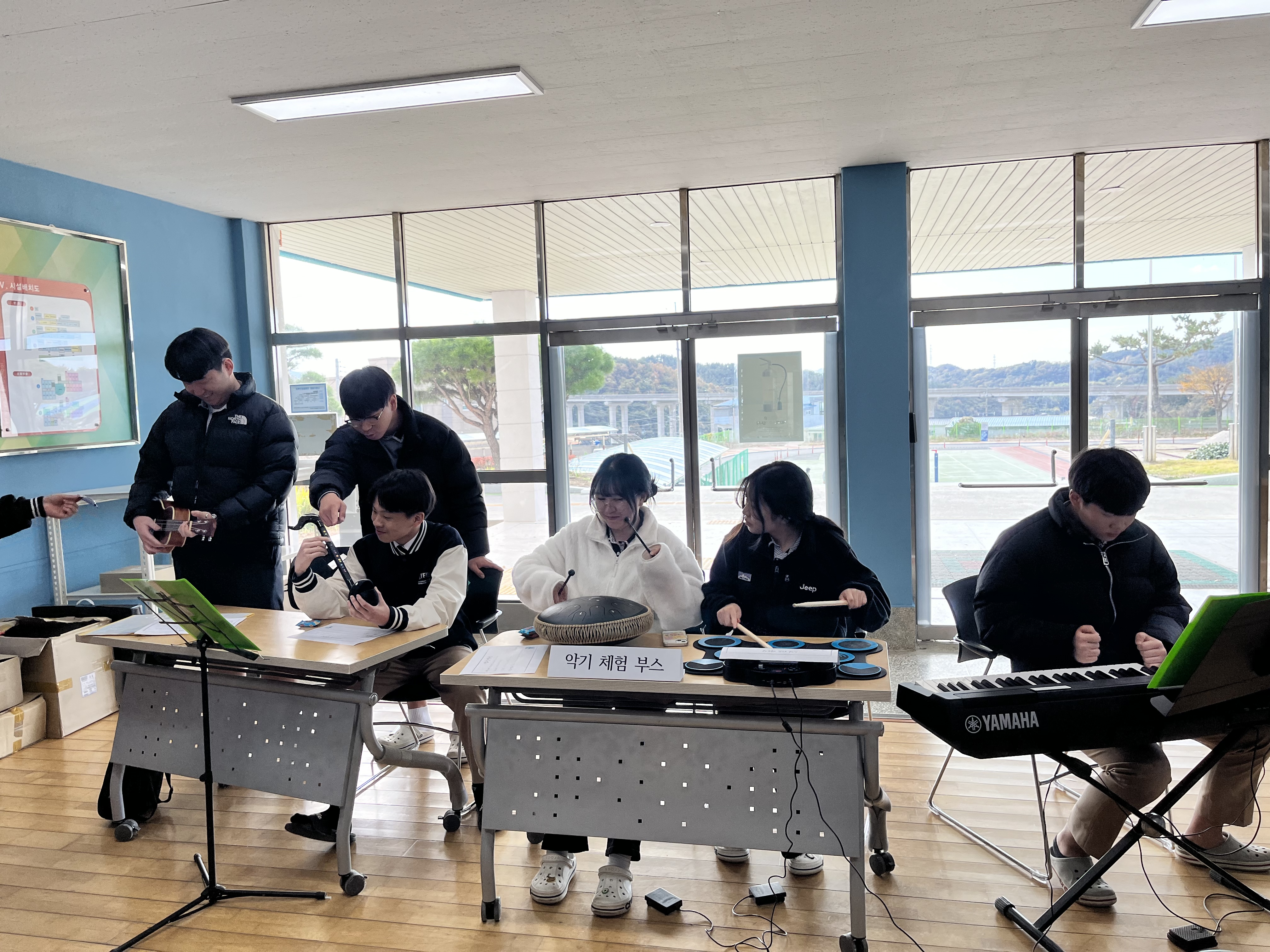 하동 금남고, 학생 참여 돋보인 ‘음악의 날’ 운영 - 관련이미지2