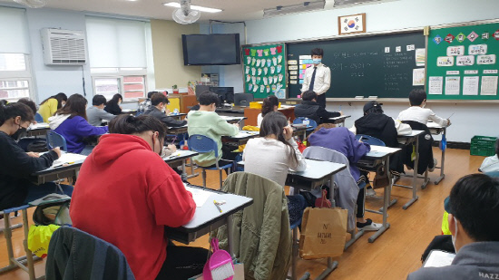 제20회 불조심 어린이마당에 참가한 5학년 4반