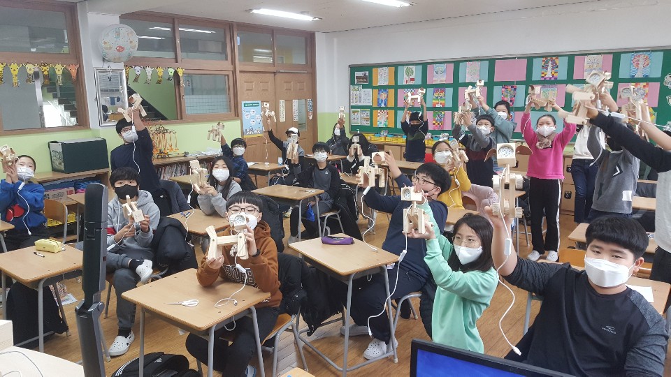 용마초 꿈을 펼쳐라! 용마 꿈나래 진로 체험 실시 - 관련이미지1