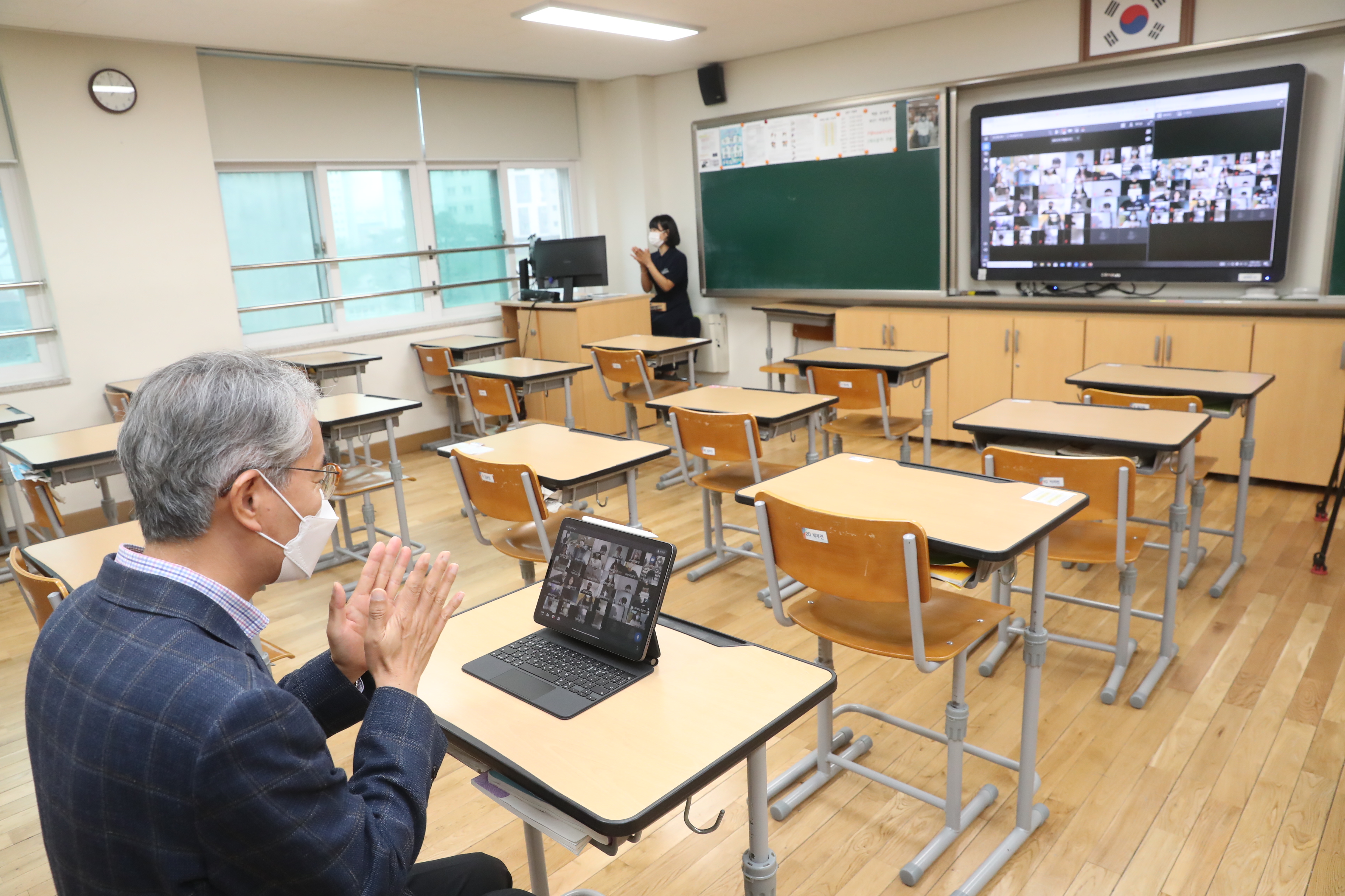 박종훈 교육감, 경남교육 대전환의 완성과 2학기 전면등교 대비 학교 방문 - 관련이미지1