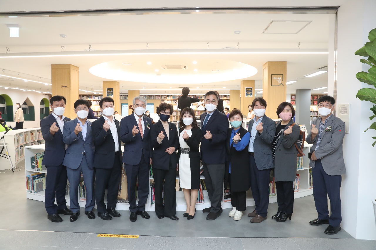 마산도서관 창의적 독서문화공간으로 대변신 - 관련이미지1