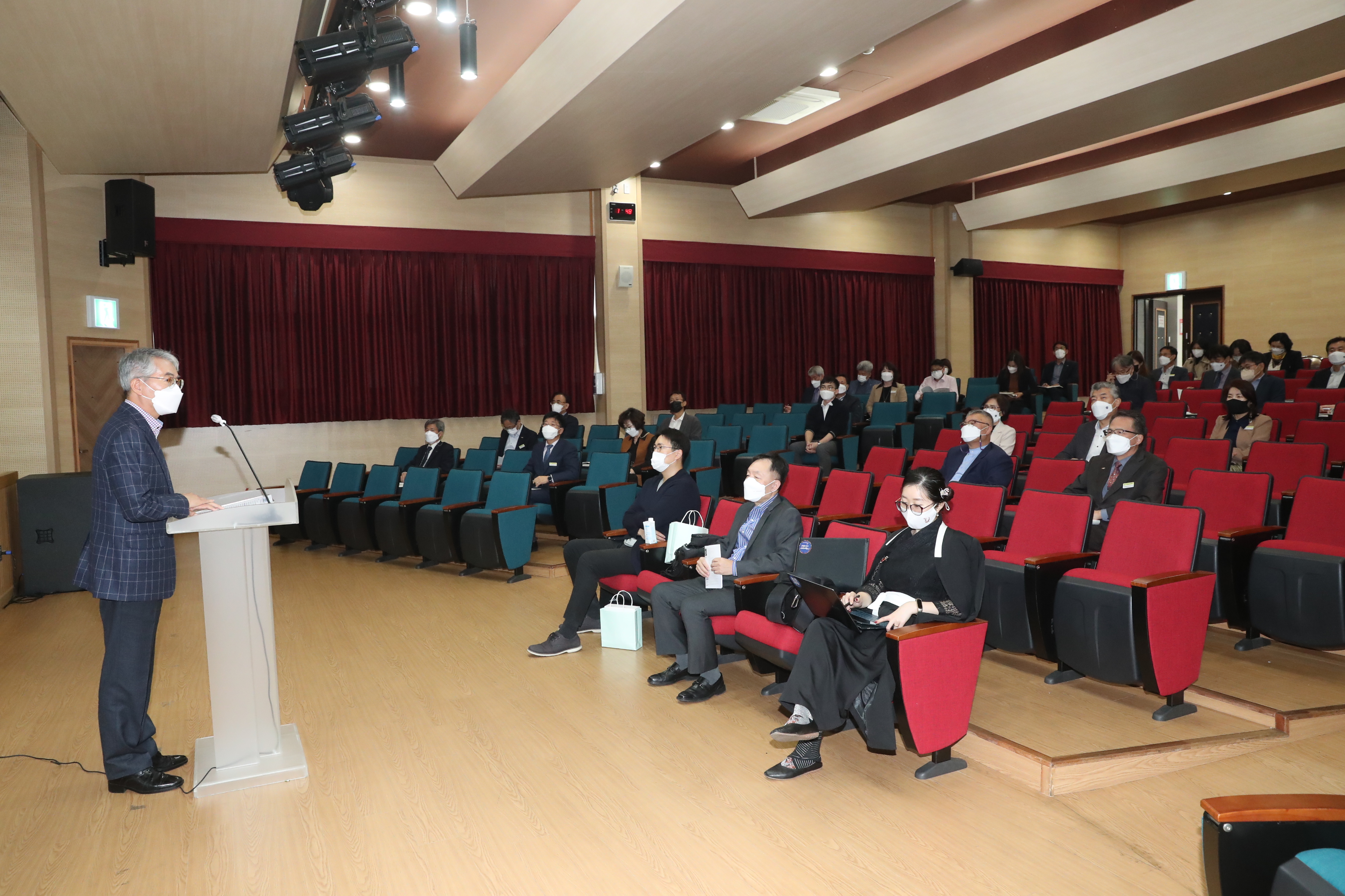 경남교육청, 한 걸음 더 나아가는 교육인권경영 - 관련이미지1