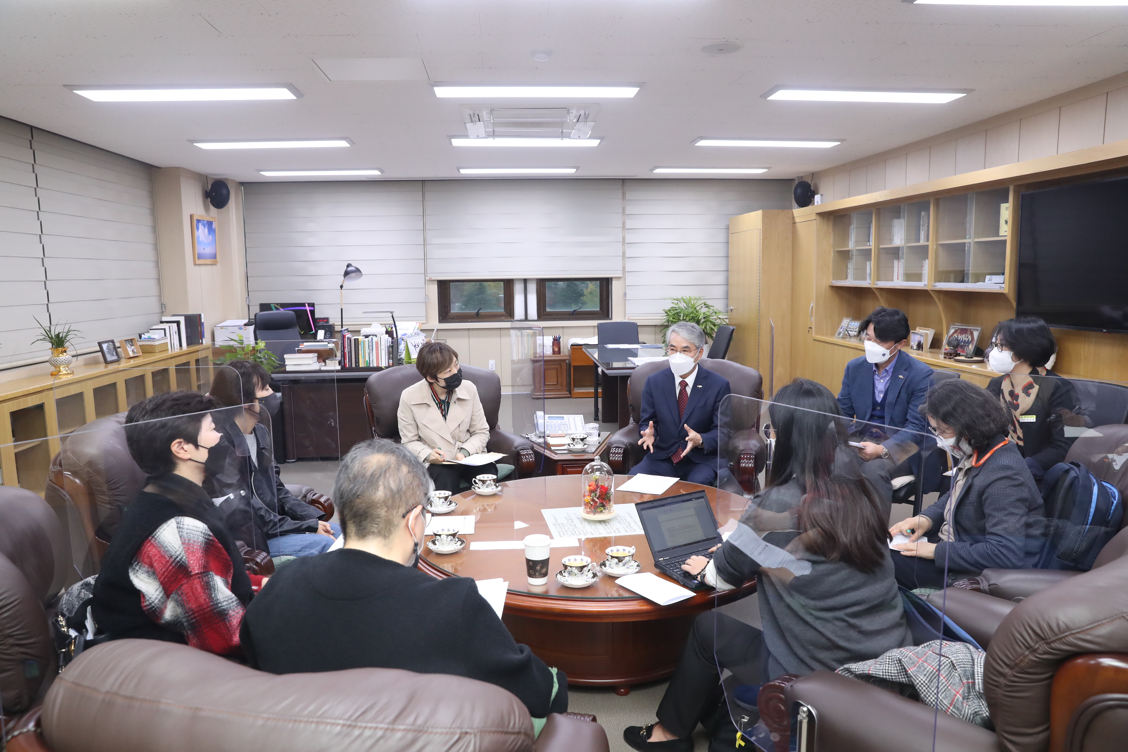 경남교육청, 디지털 성범죄 근절 대책 마련 시민단체와 간담회 - 관련이미지2