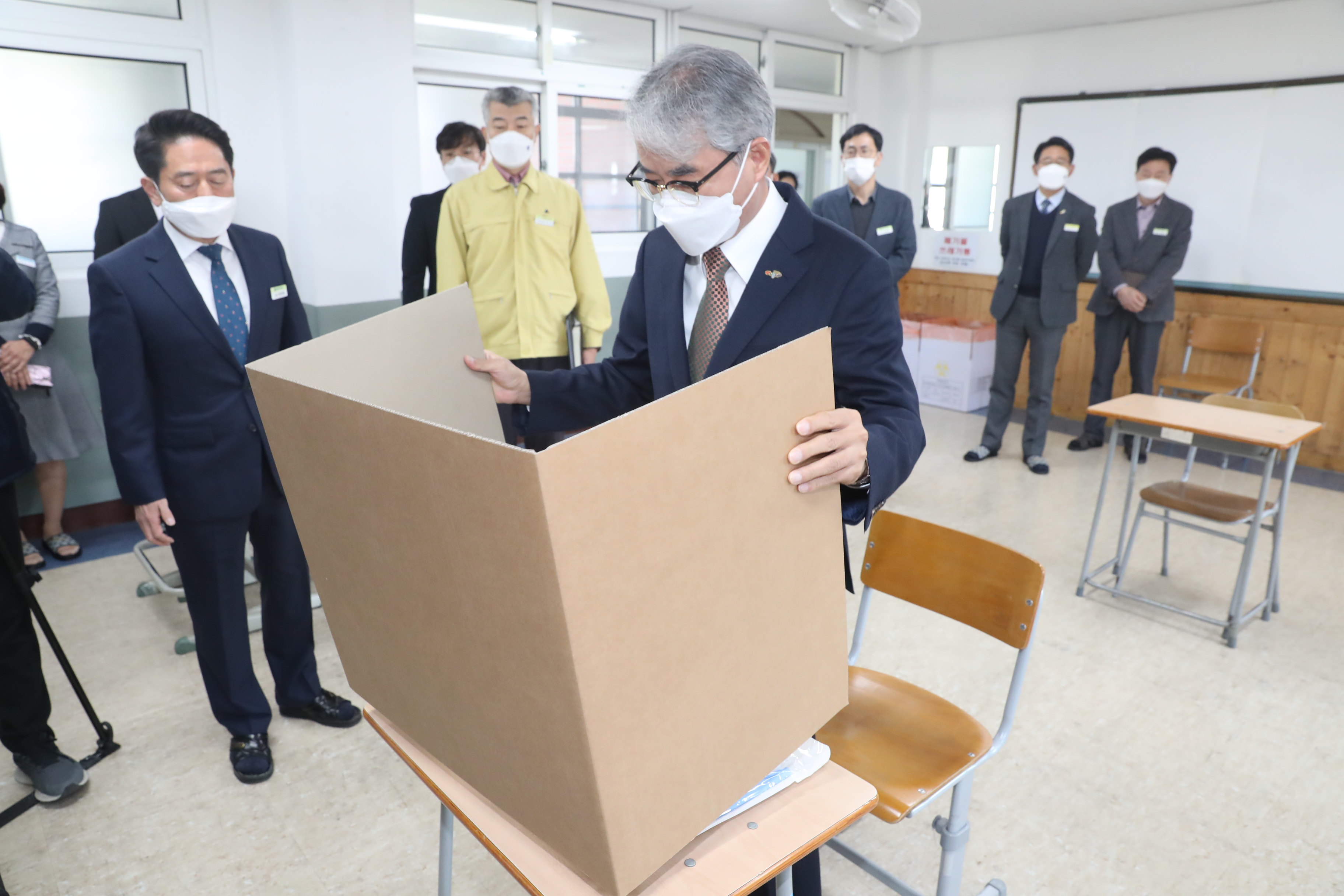 박종훈교육감, 2022. 대학수학능력시험 시험장 현장 점검 - 관련이미지3