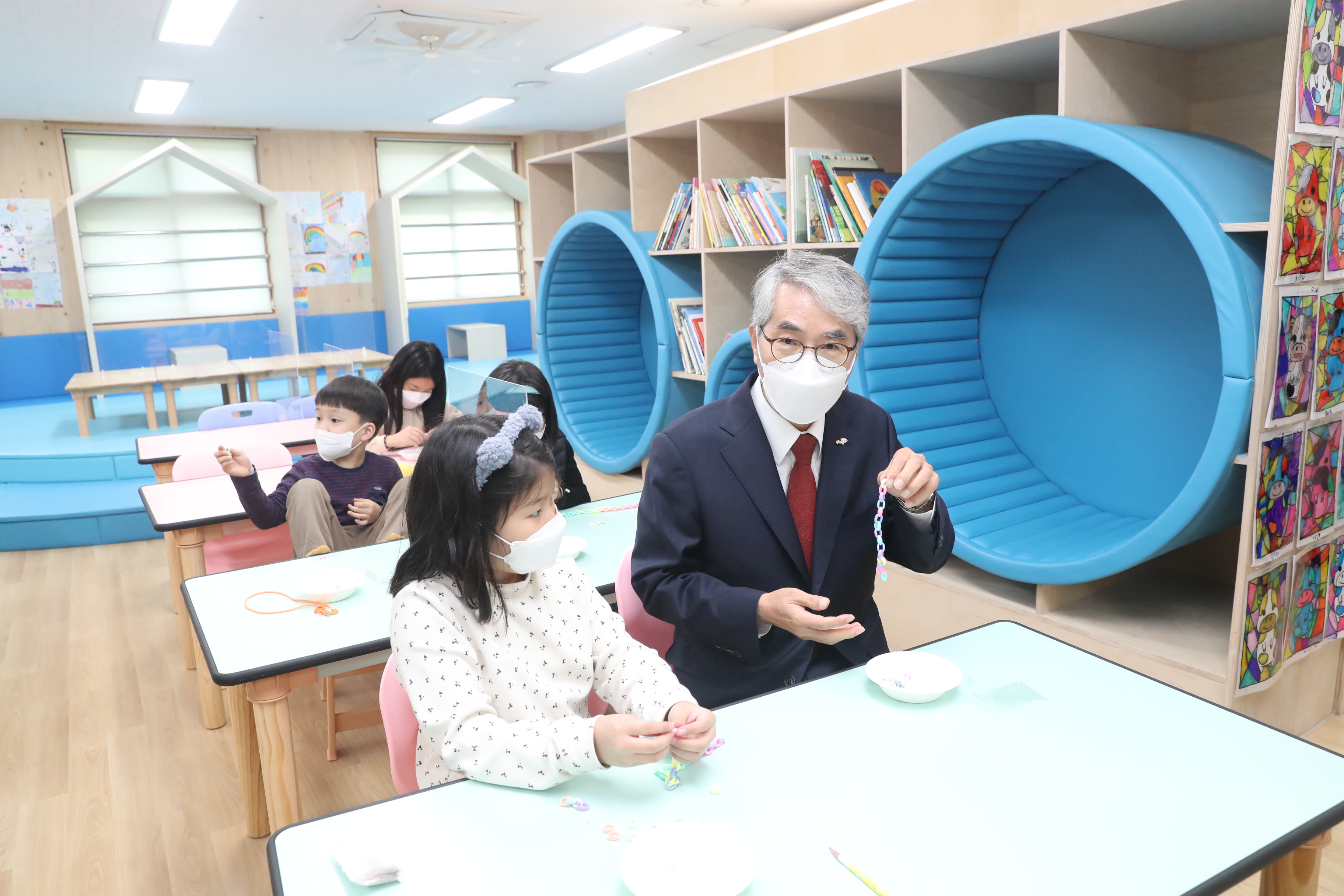 박종훈교육감, 신설학교 마산고운초의 건강한 교육회복을 챙기다(정책기획관 고희점 ☎278-1730 또는 정현정 ☎278-1732) - 관련이미지2