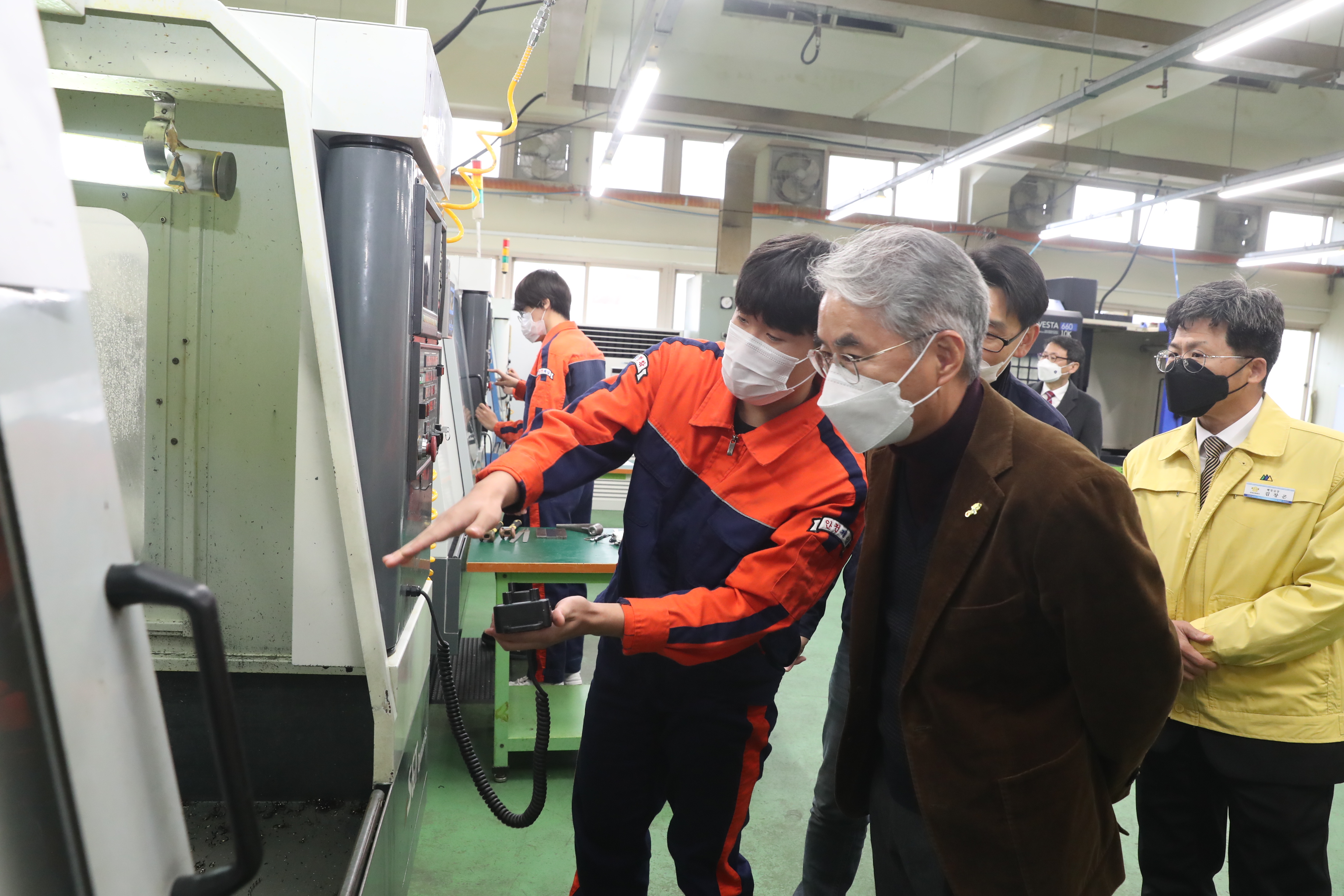 박종훈교육감, 창원기계공고에서 특성화고 교육회복을 살피다 - 관련이미지3