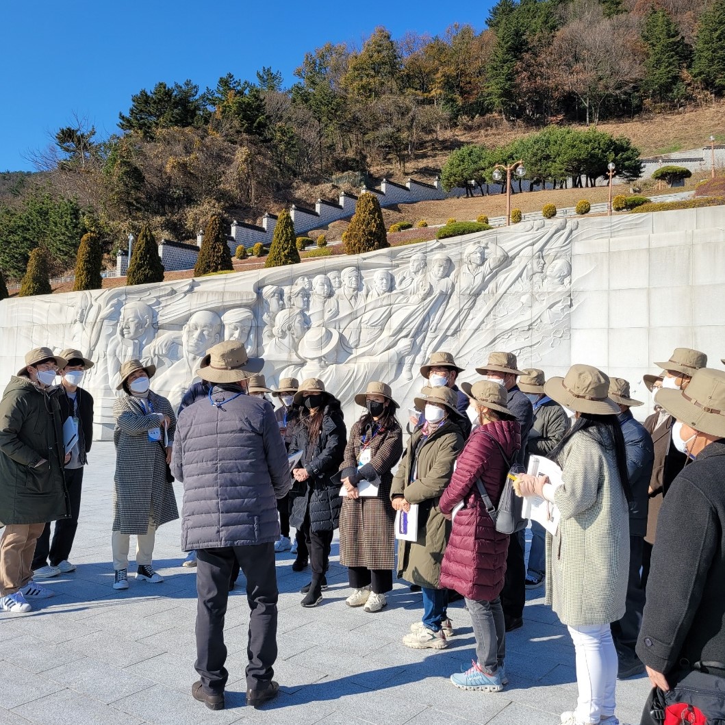 제주교원 경남 3.15 현장에서 민주주의의 가치를 느끼다(중등교육과 박계정 ☎268-1164) - 관련이미지3