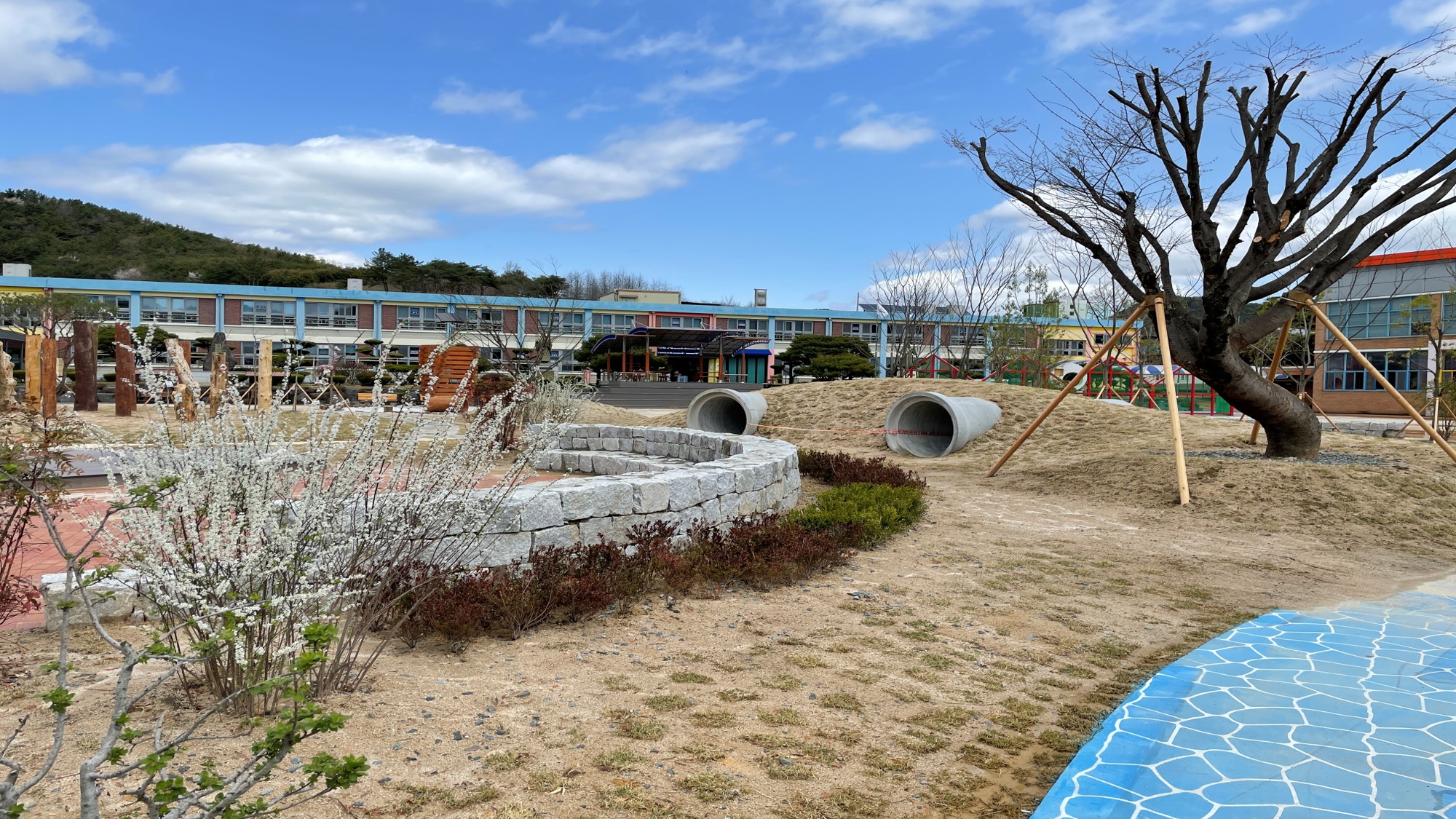 ‘경남의 학교공간, 이렇게 바꿨어요!’ 인기(미래학교추진단 문기철 ☎268-1062)) - 관련이미지5