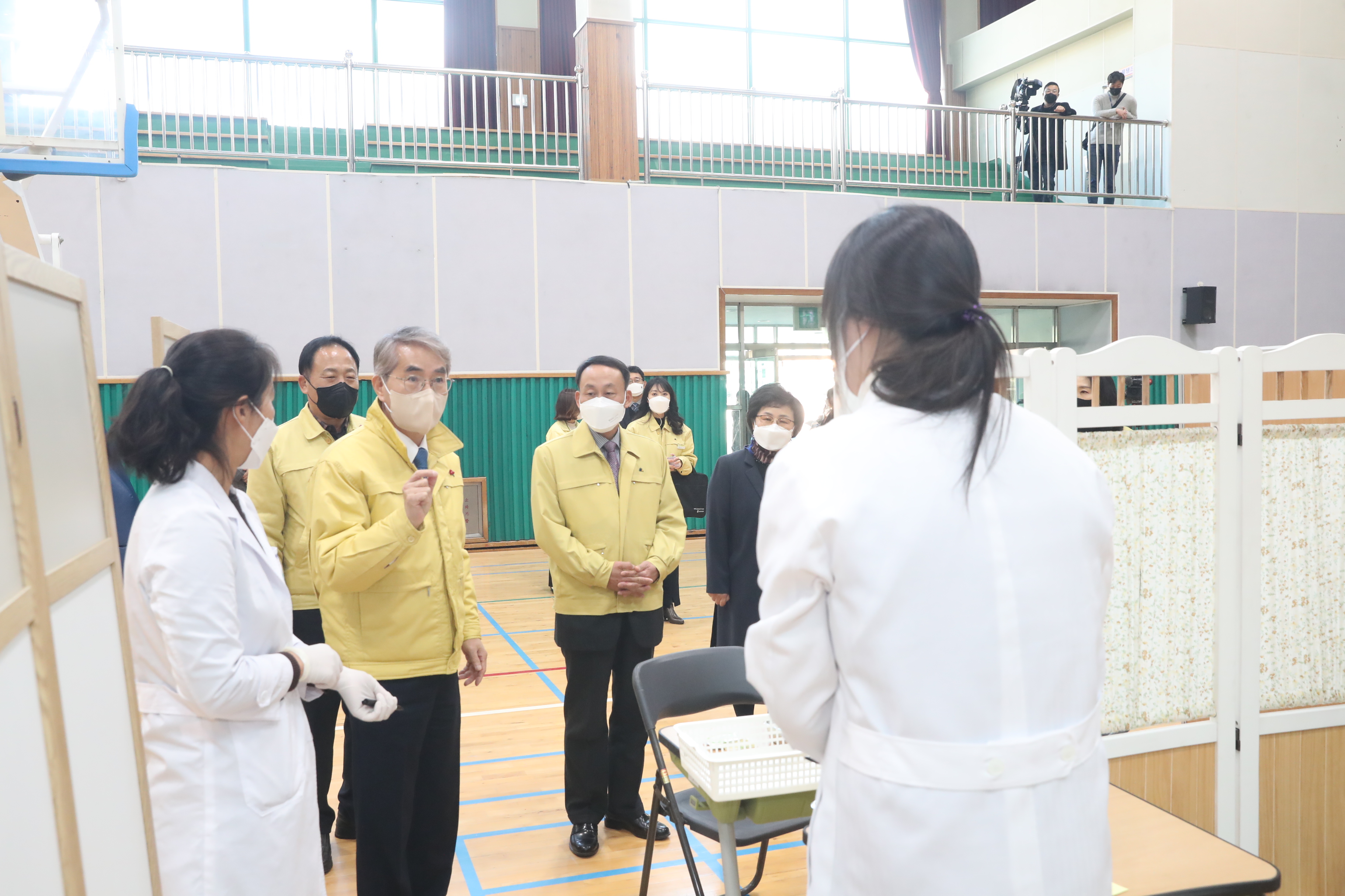 박종훈 교육감, ‘찾아가는 학교 백신접종’ 현장 점검(체육예술건강과 박선영 ☎268-1095) - 관련이미지3