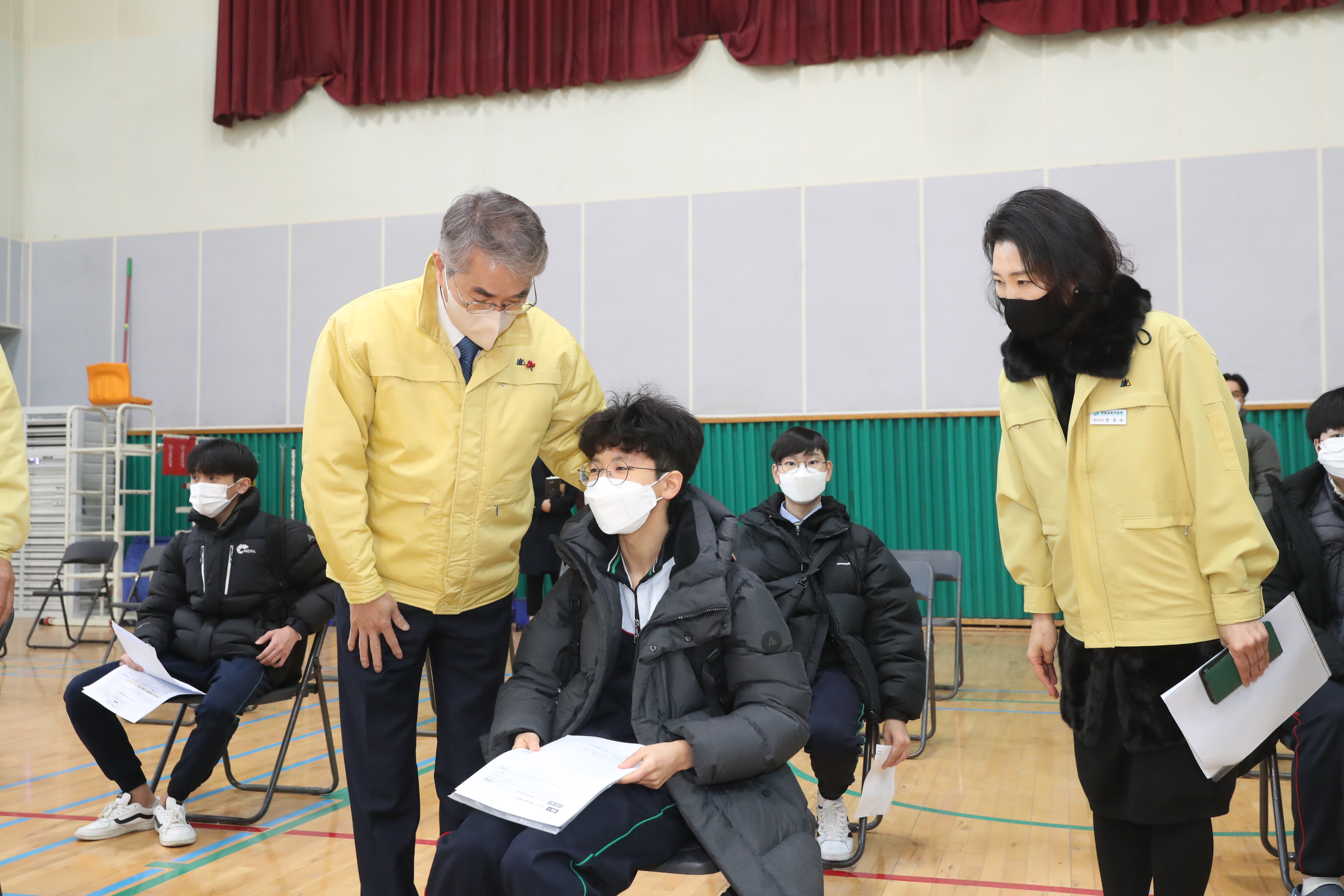 박종훈 교육감, ‘찾아가는 학교 백신접종’ 현장 점검 - 관련이미지1