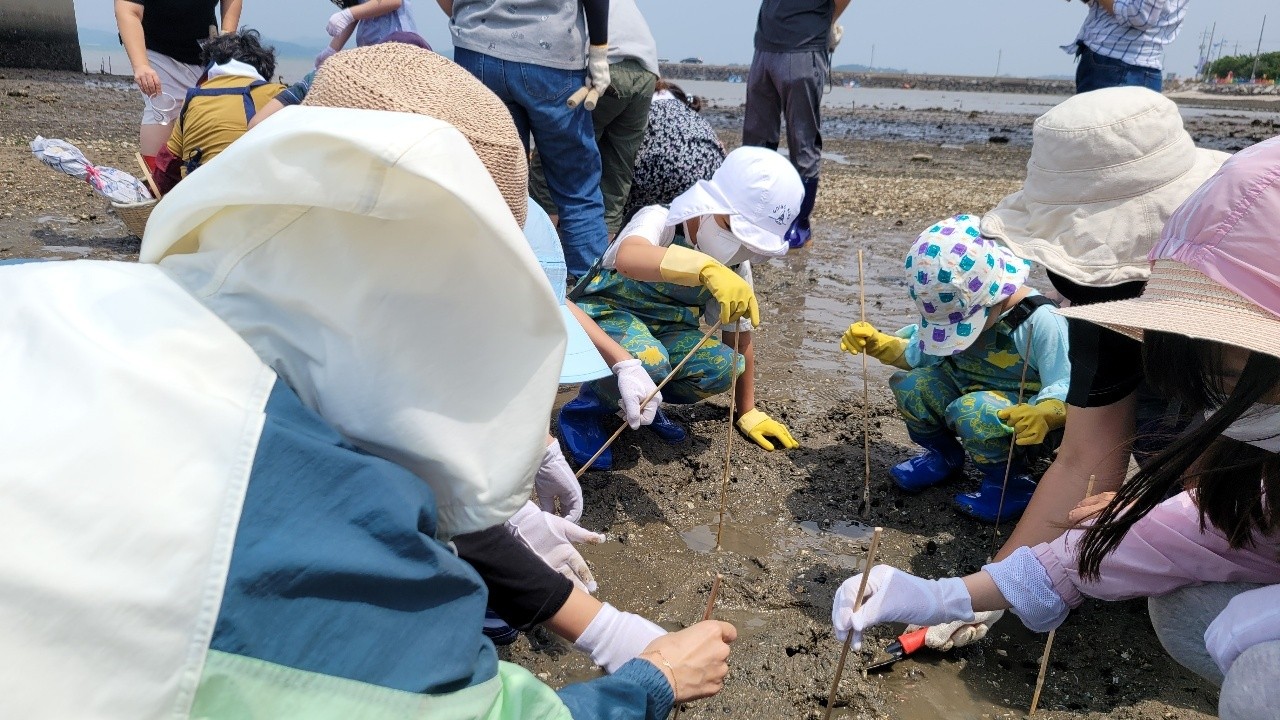 경남 기후환경교육, 전국에서 주목(기후환경교육추진단 김경화 ☎278-1642 또는 천명수 ☎278-1643) - 관련이미지4