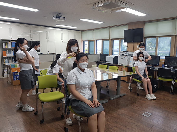 한일여고, 지역인재 국가직 9급 공무원 2명 , 한국자산관리공사 등을 비롯한 공공기관 다수 합격 - 관련이미지4