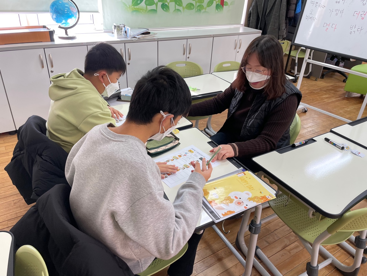 경남교육청, 더 채우고 더 배우는 다문화 캠프 운영(교육과정과 염수정 ☎268-1412) - 관련이미지2
