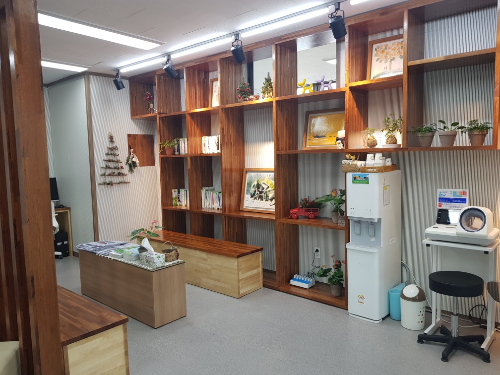 경남교육청, 민원서비스 종합평가 전국 1위 선정(총무과 김혜영 ☎268-1361 또는 최철승 ☎268-1362) - 관련이미지1