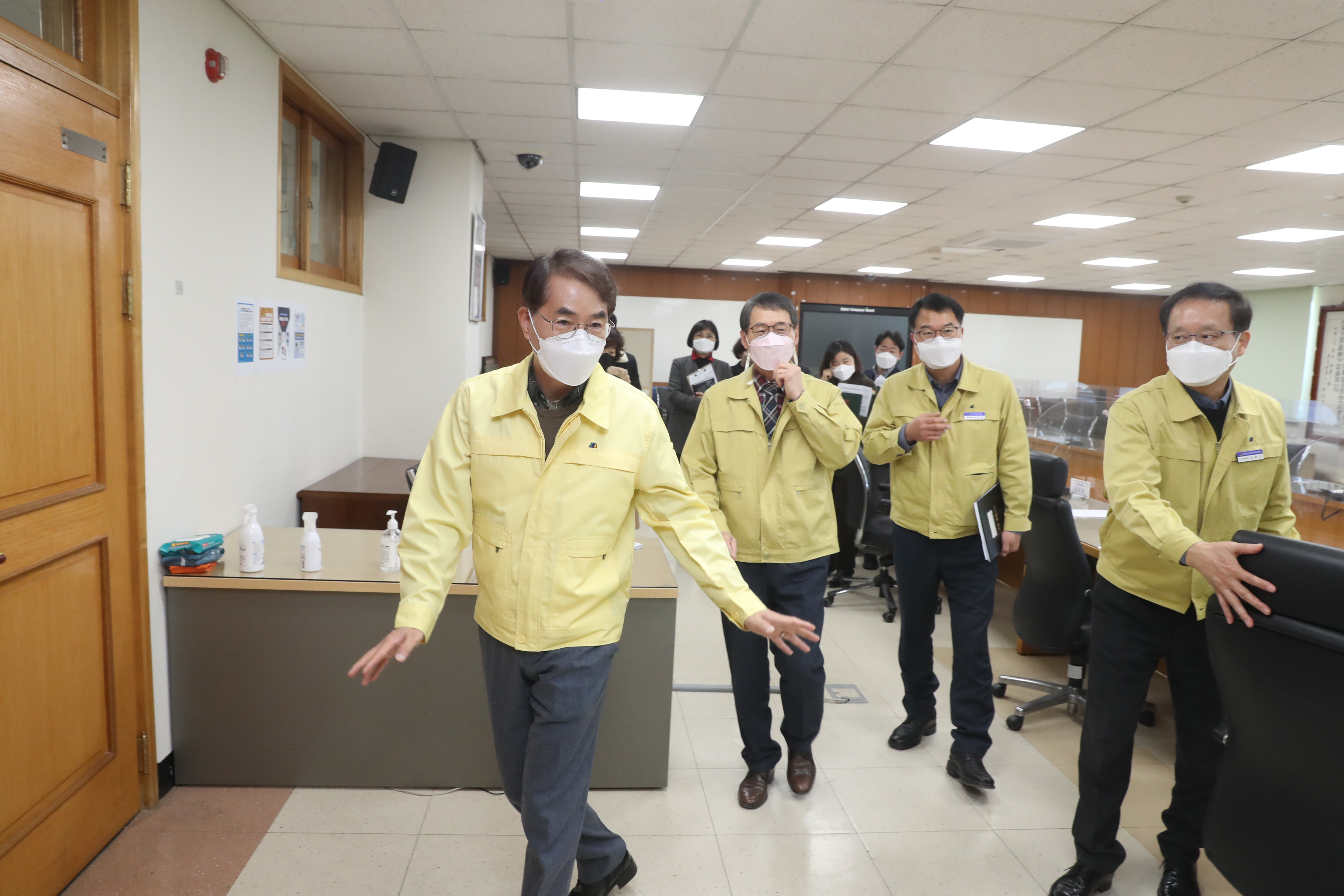 박종훈 교육감, 양산에서 긴급방역 대책협의회 개최(체육예술건강과 박선영 ☎268-1095) - 관련이미지3