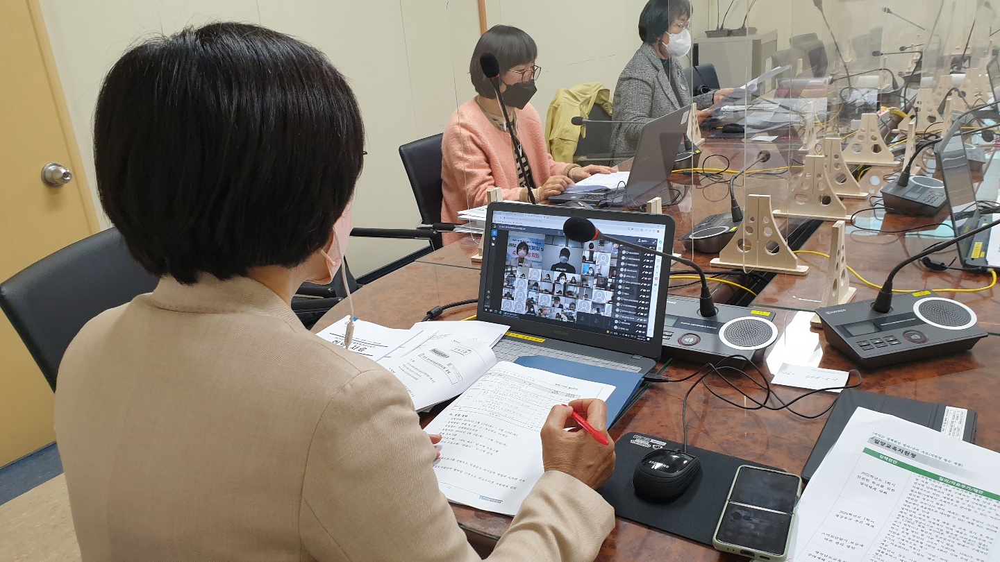 오미크론 대응, 새 학기 맞이 긴급 학교장 영상회의 - 관련이미지1