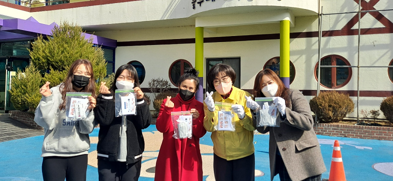 밀양교육지원청, 코로나19 신속항원검사키트 지원 - 관련이미지2