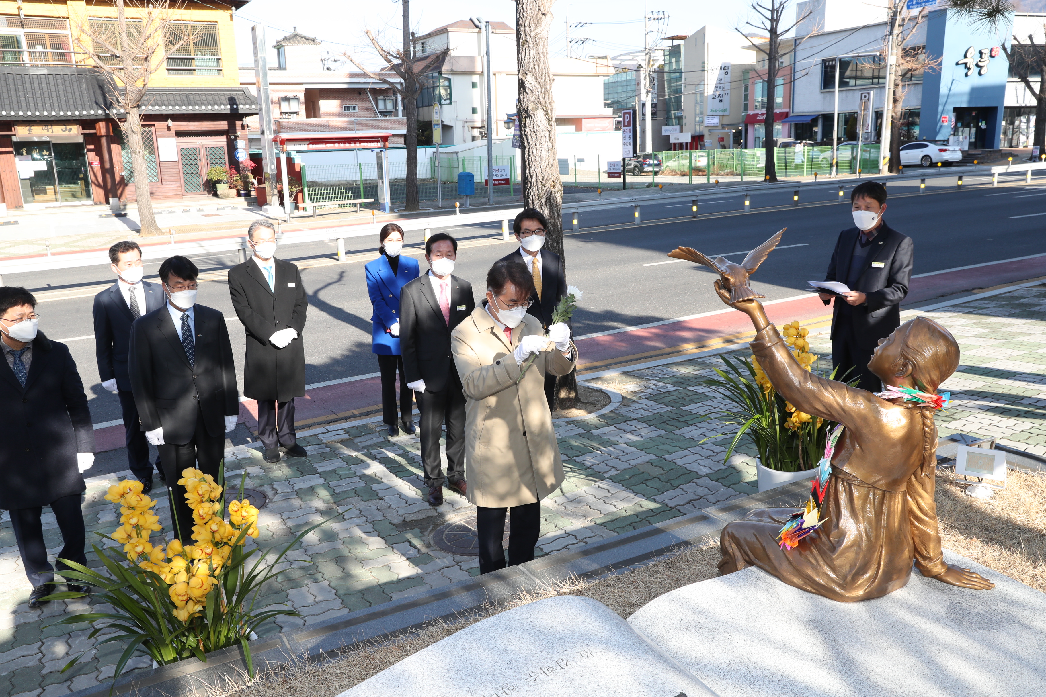 “올바른 역사의식 가질 수 있도록 노력” - 관련이미지1