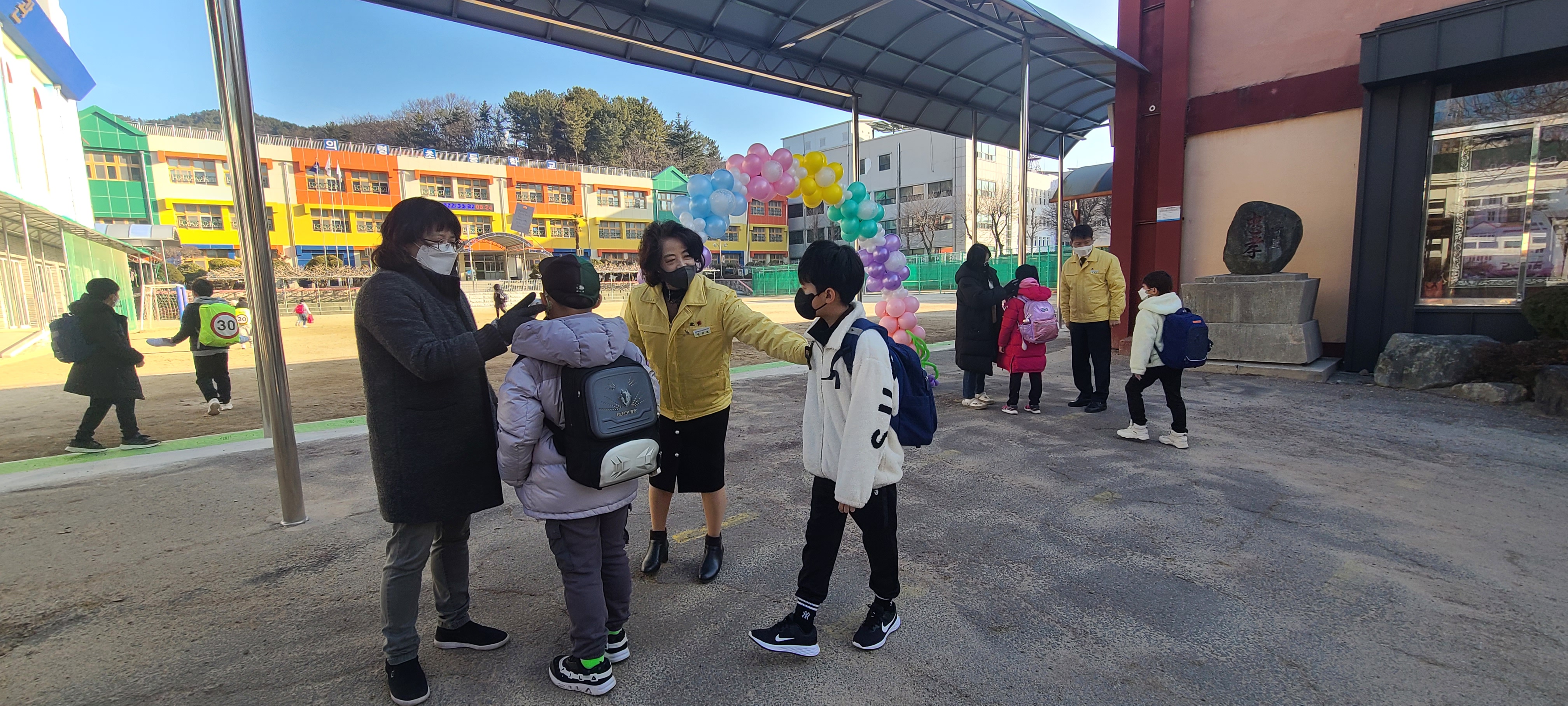 ‘의령교육지원청, 오미크론 대응 새 학기 등교 상황 점검’ - 관련이미지2