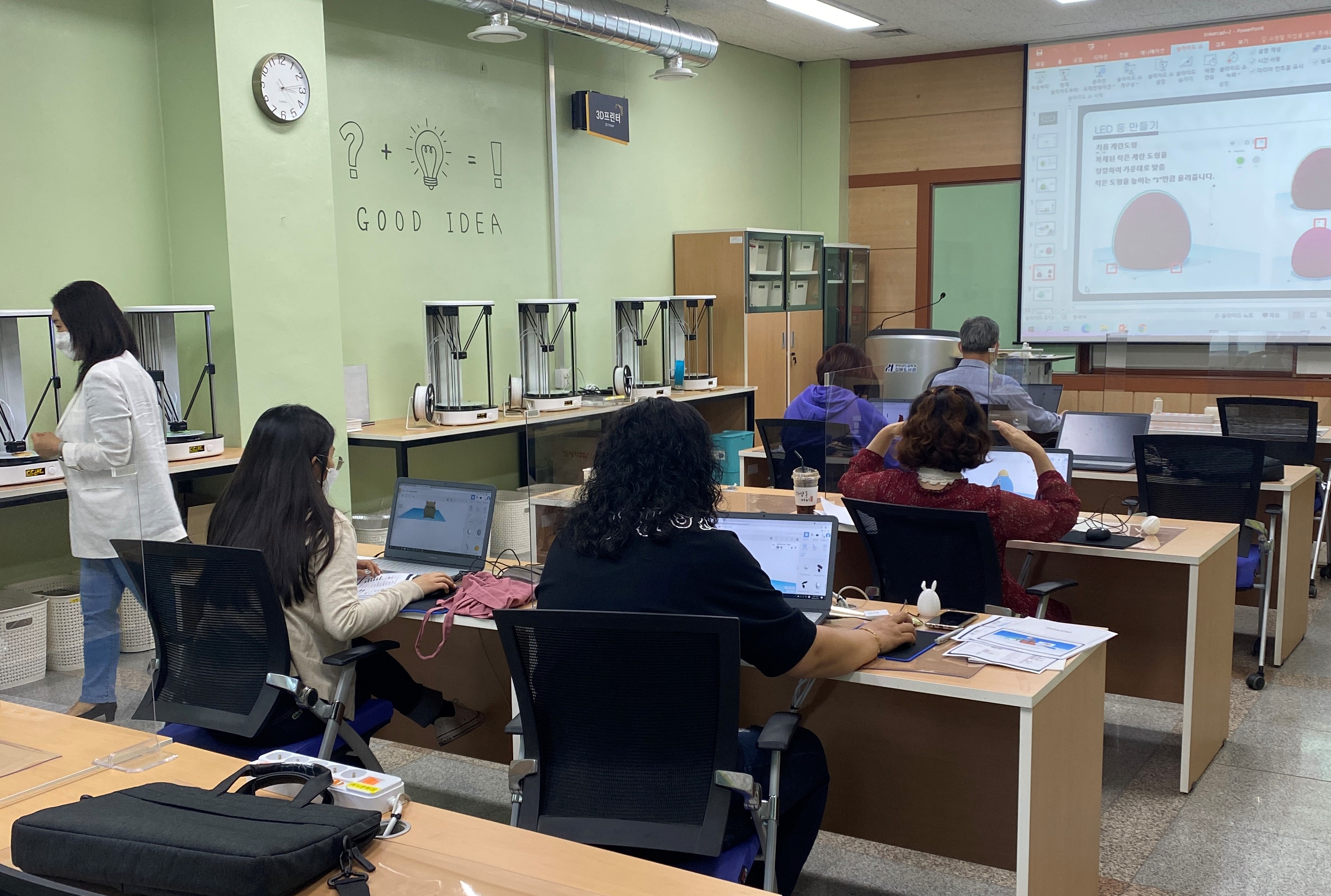 김해도서관, 협업·창작의 메이커프로그램 운영 - 관련이미지1