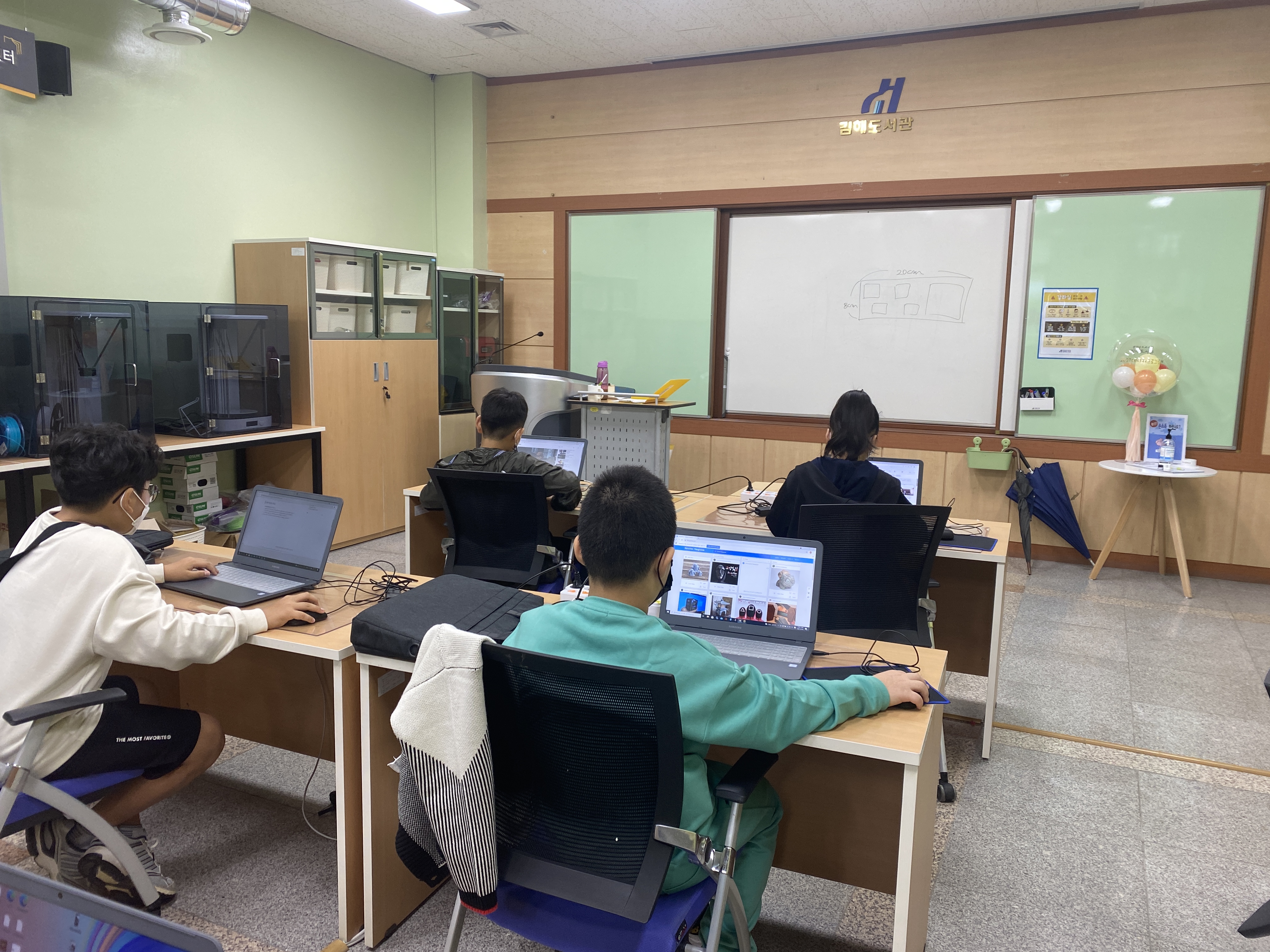김해도서관, 협업·창작의 메이커프로그램 운영 - 관련이미지2