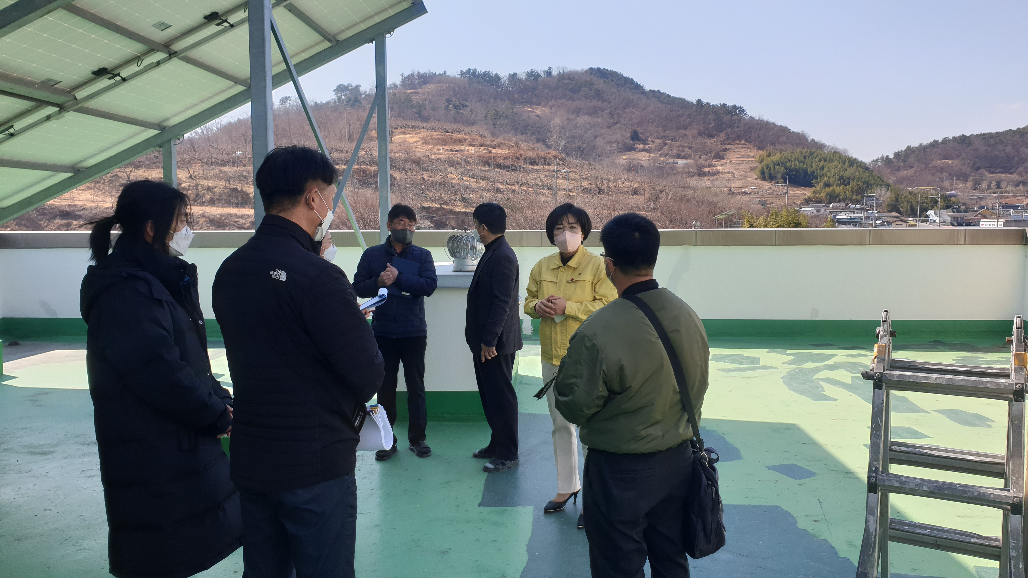 밀양교육지원청, 해빙기 재해취약시설 민간합동 안전 점검 실시 - 관련이미지1