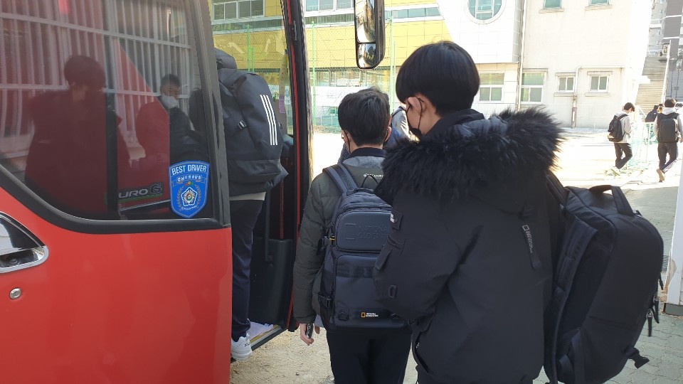 양산중, 등하교 통학 버스 운행 - 관련이미지1