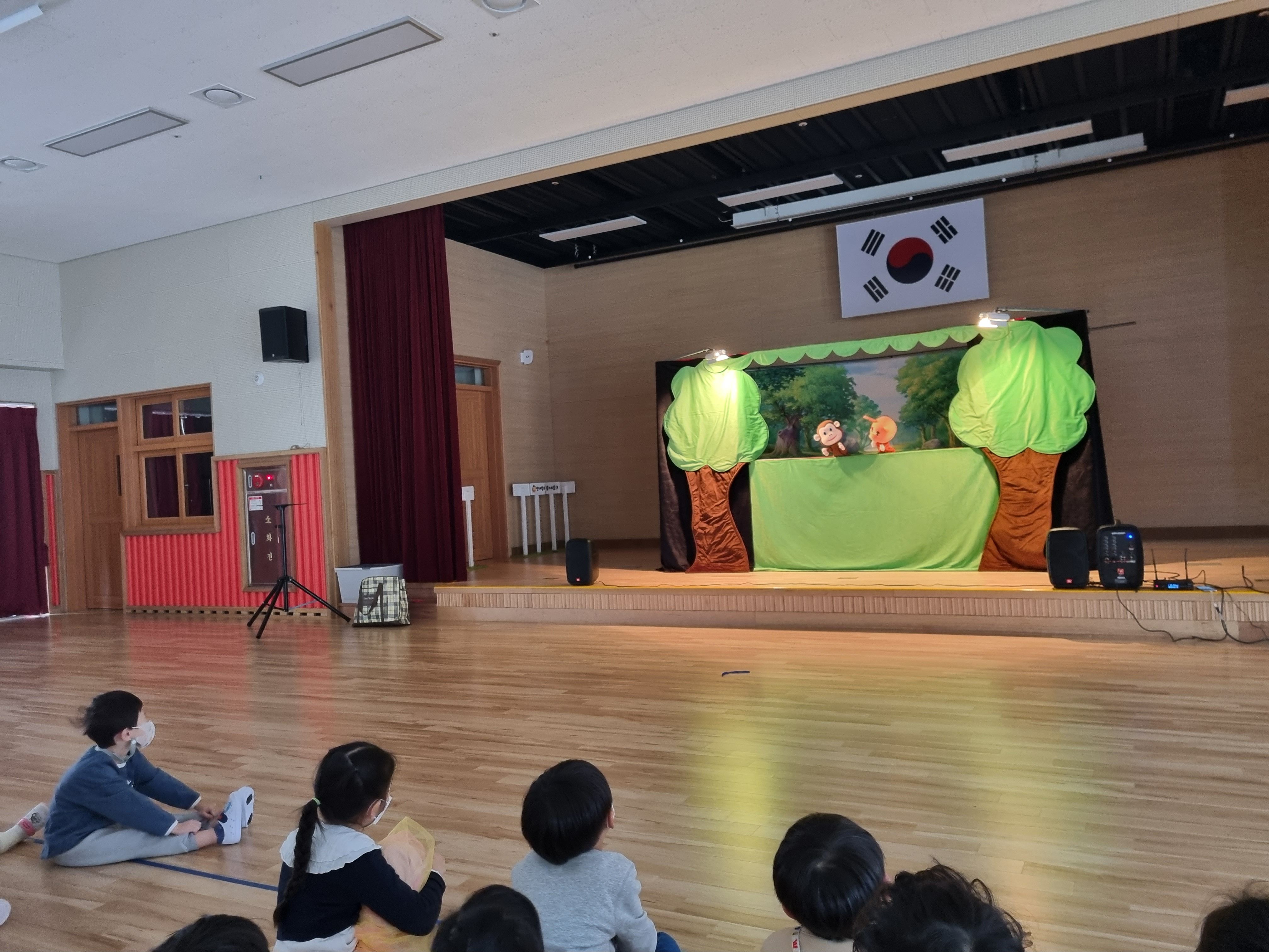 물금유치원, 인형극을 보며 내 몸을 소중히 여겨요! - 관련이미지2