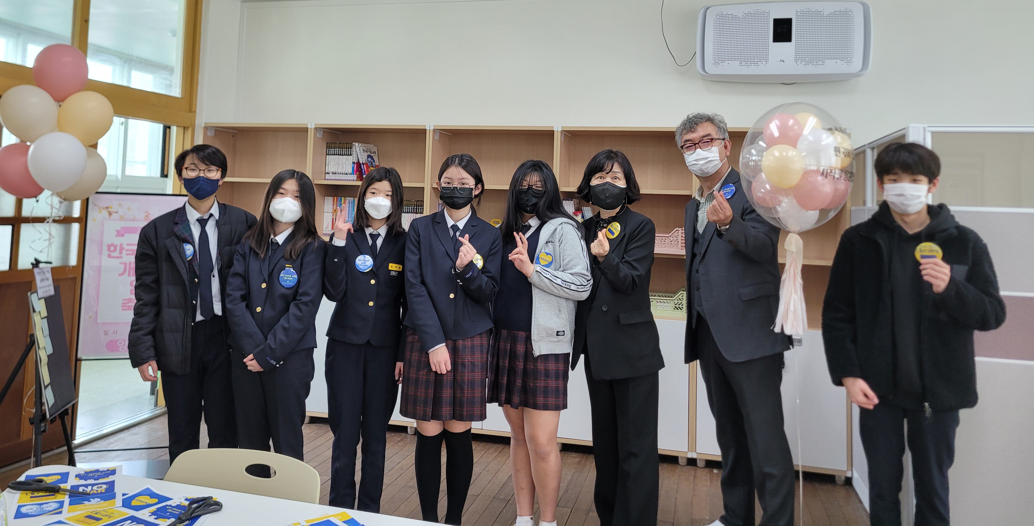 양곡중학교 우크라이나 평화 기원 캠페인 이어가다! - 관련이미지2