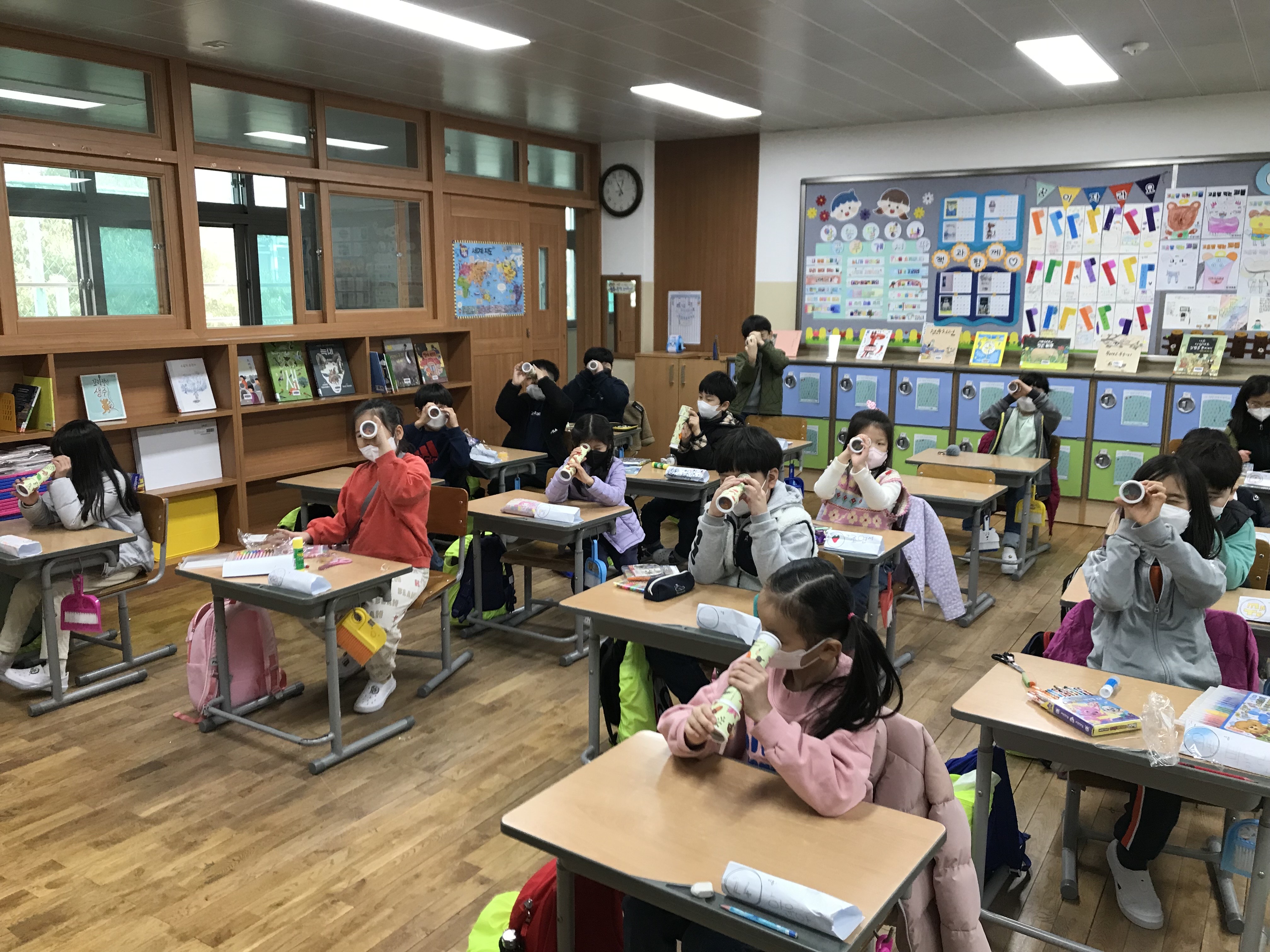 서진초, 어질어질 만화경, 탐구력 뿜뿜! 과학체험의 날 ~ - 관련이미지3