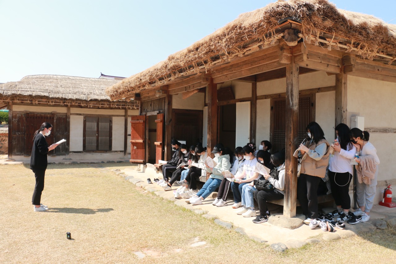 마산무학여중의 제57차 답사, 사비백제 부여를 탐하다. - 관련이미지4