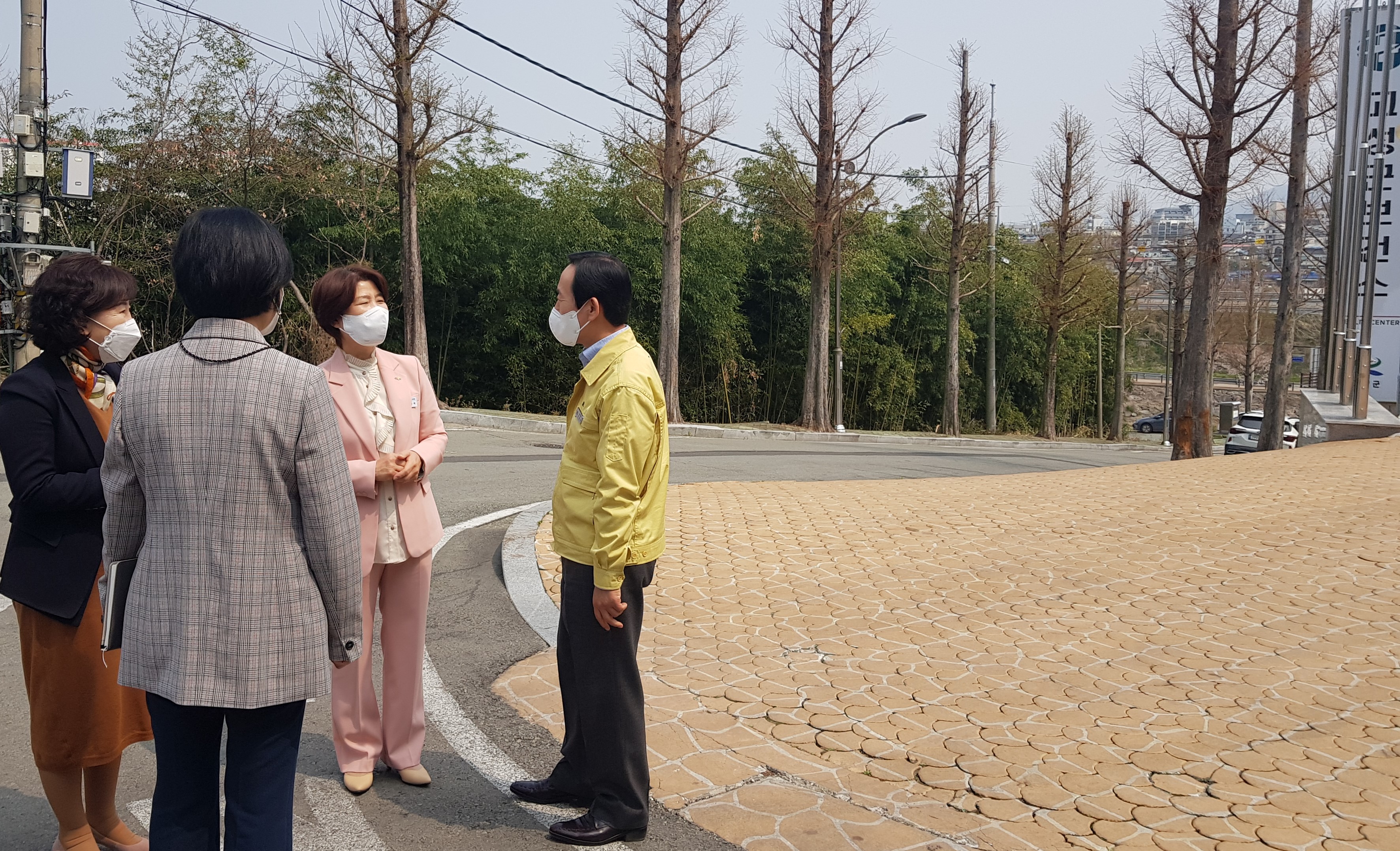 고성교육지원청, “세계 보건의 날” 희망가득 응원 꾸러미 전달 - 관련이미지2