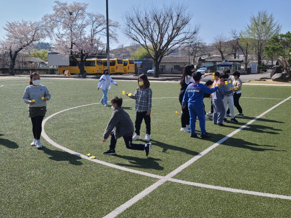 옥종초, 꿈과 끼를 펼쳐요!(창의 과학 축제 운영) - 관련이미지2