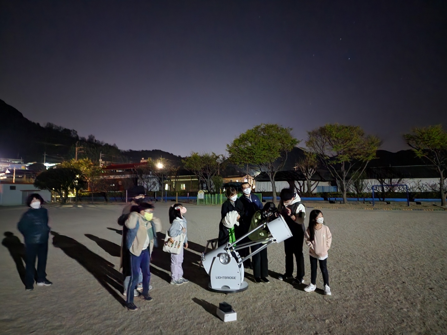 하천초, 과학적 상상력을 불어넣는 「천체관측교육」과 「일일과학체험교실」 운영 - 관련이미지2